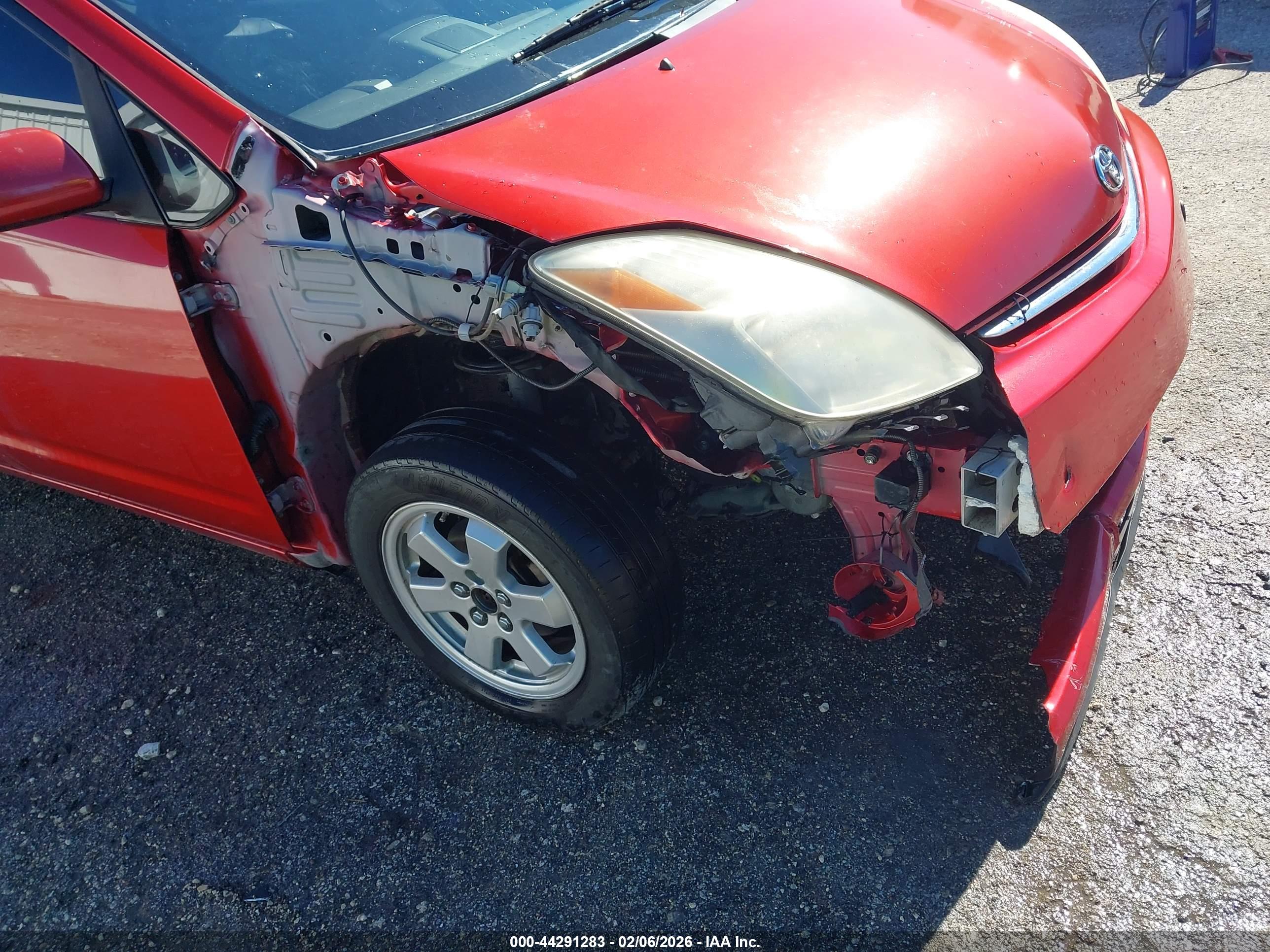 TOYOTA PRIUS image 6
