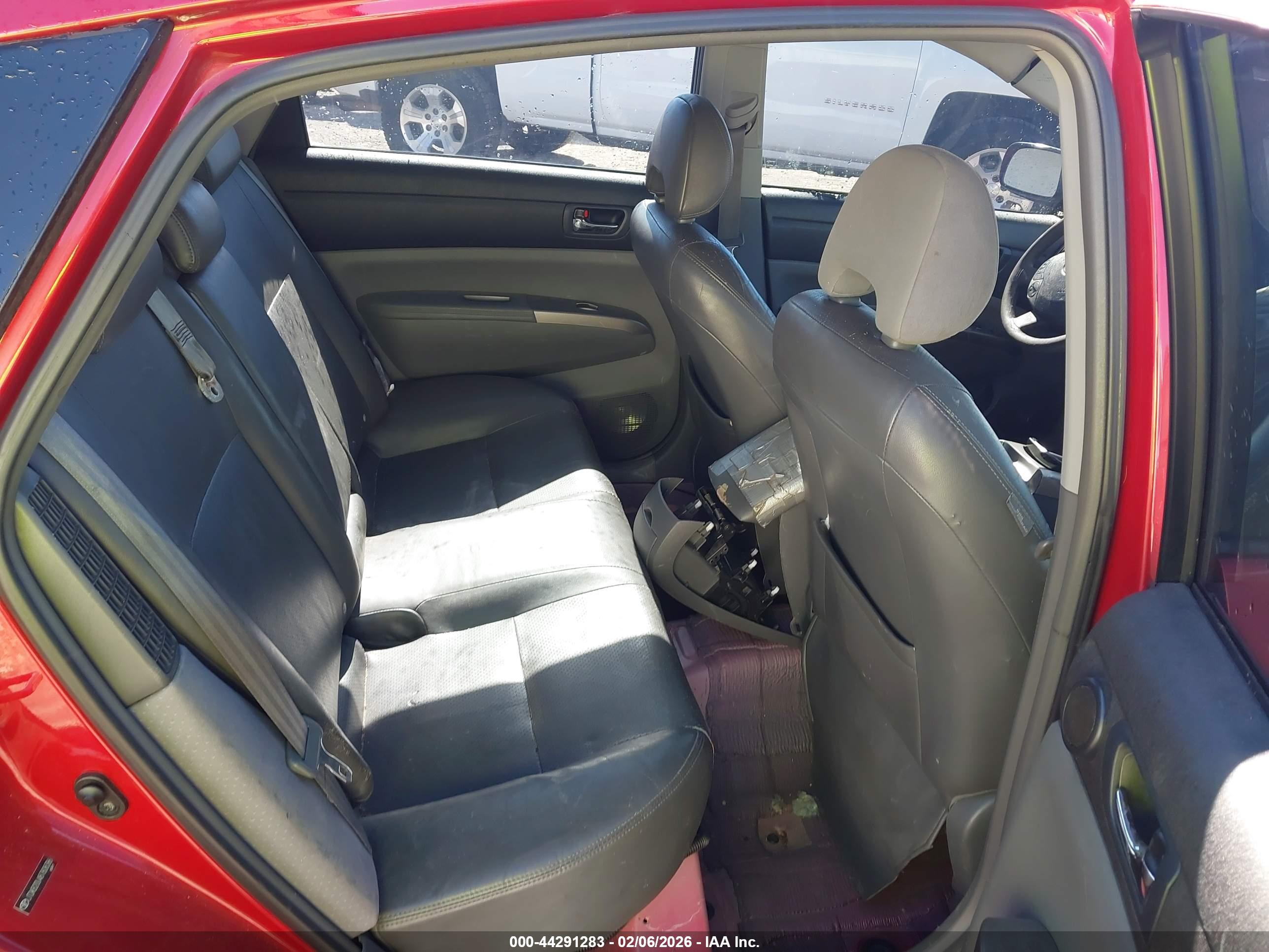 TOYOTA PRIUS image 8