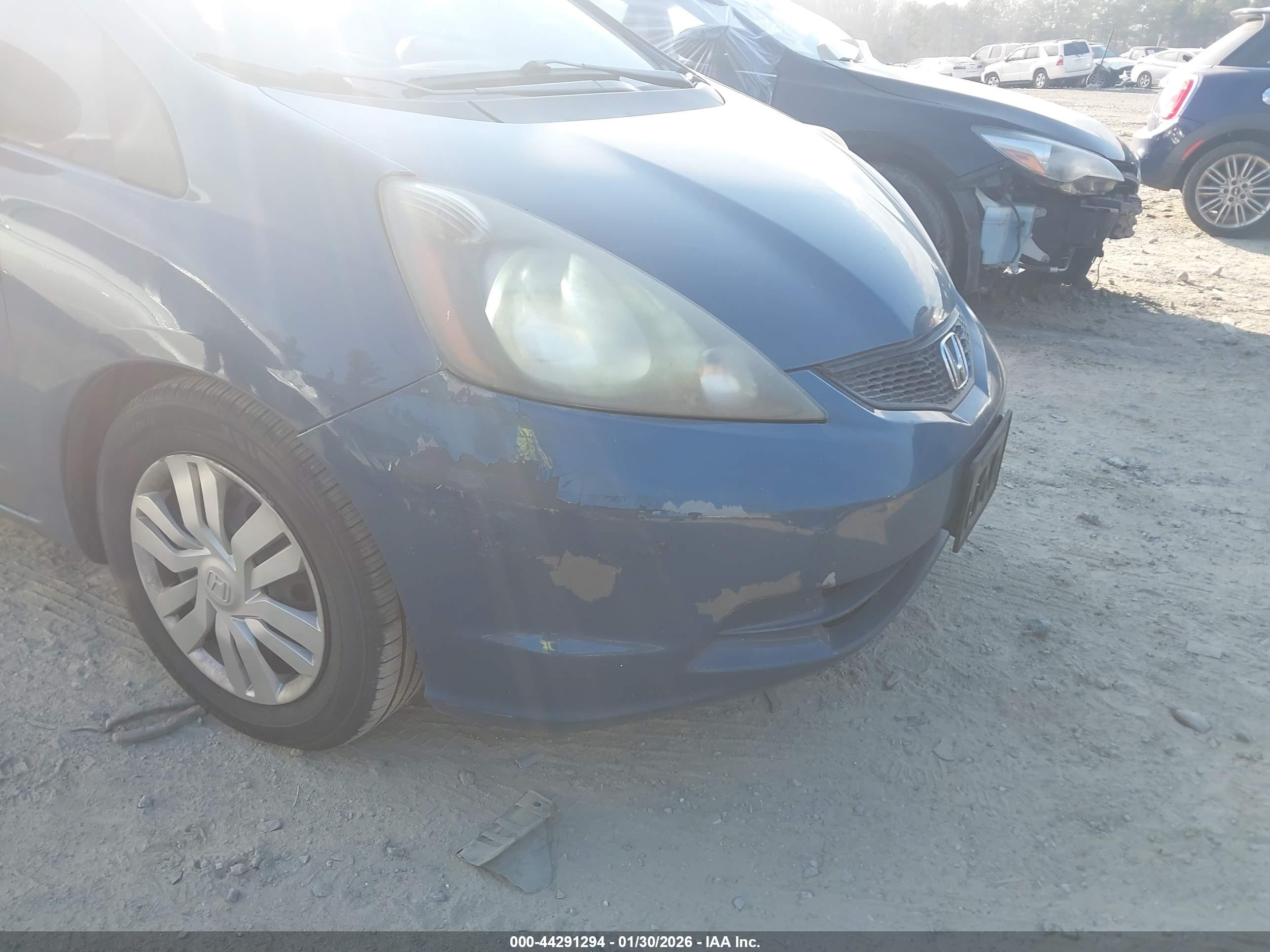 HONDA FIT image 6
