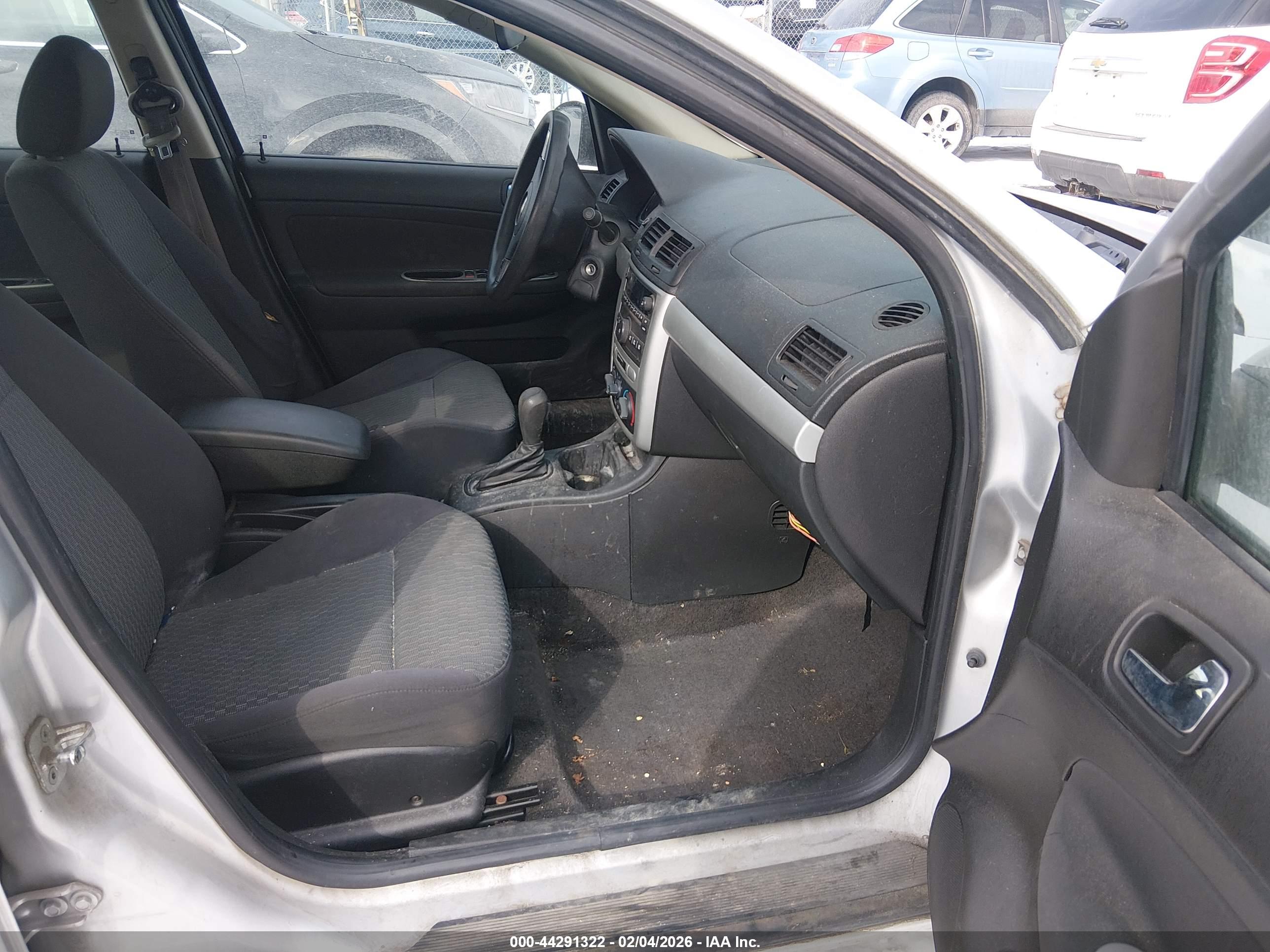 CHEVROLET COBALT image 5