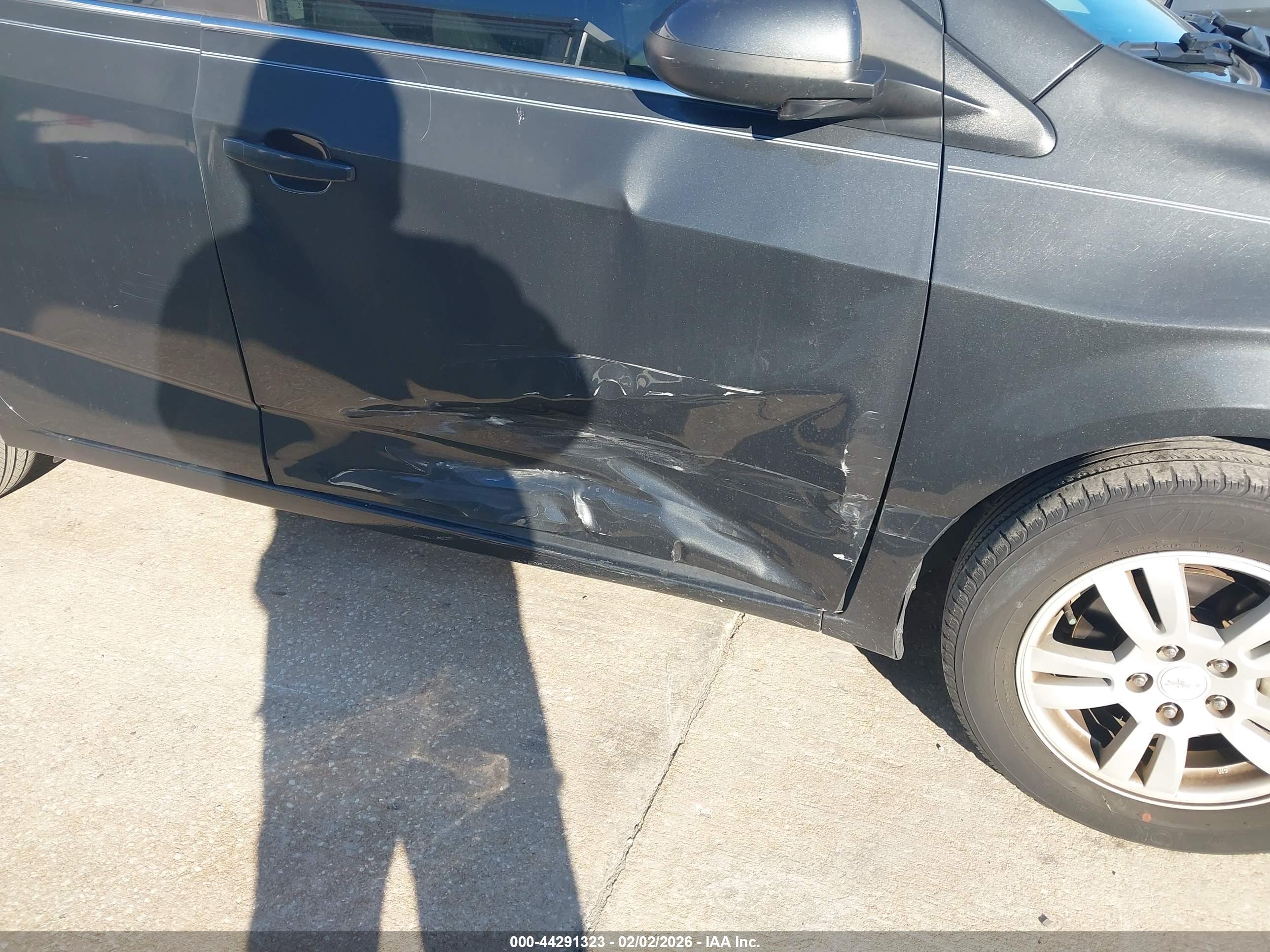 CHEVROLET SONIC image 6