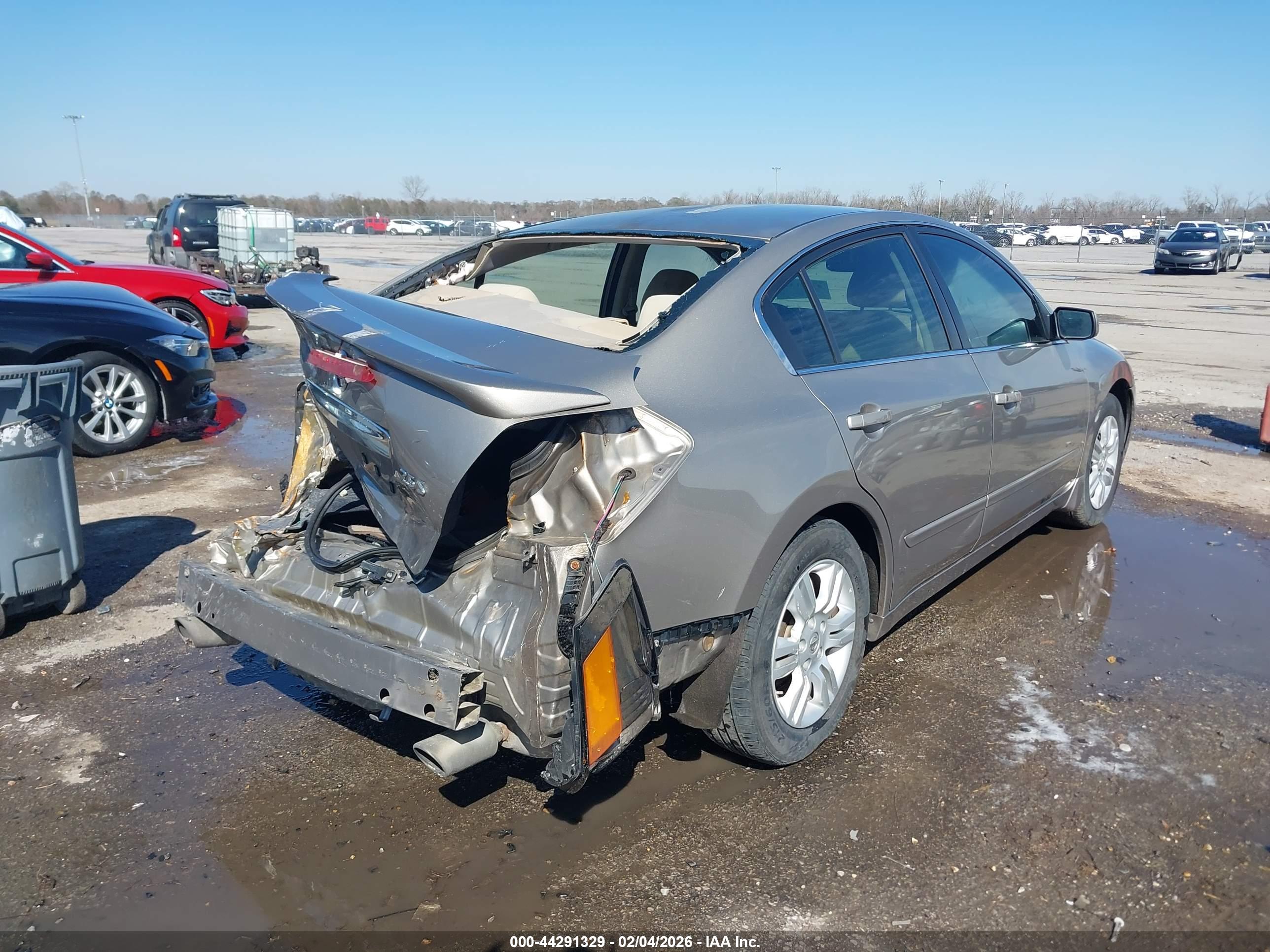 NISSAN ALTIMA image 4