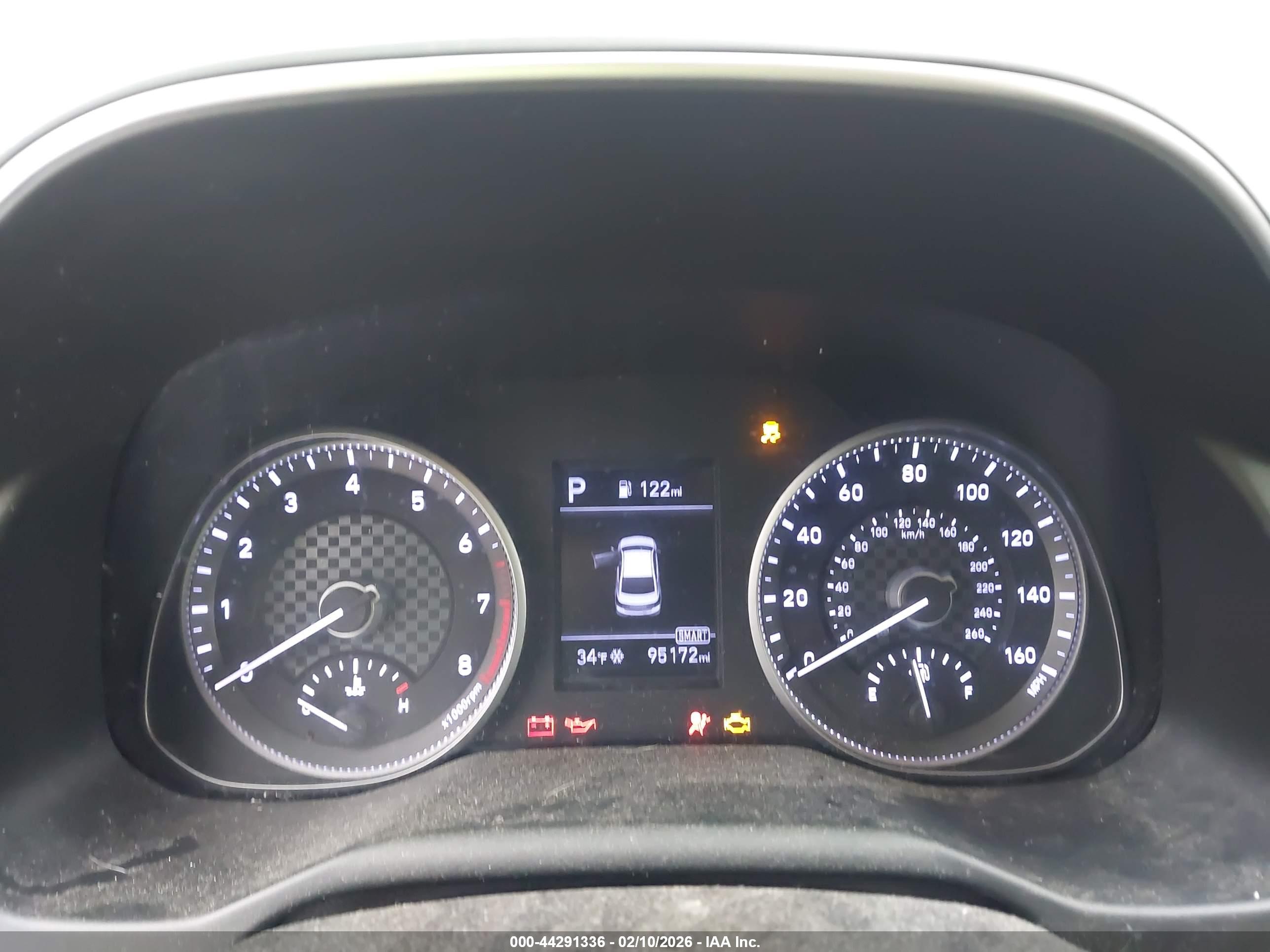 HYUNDAI ELANTRA image 7