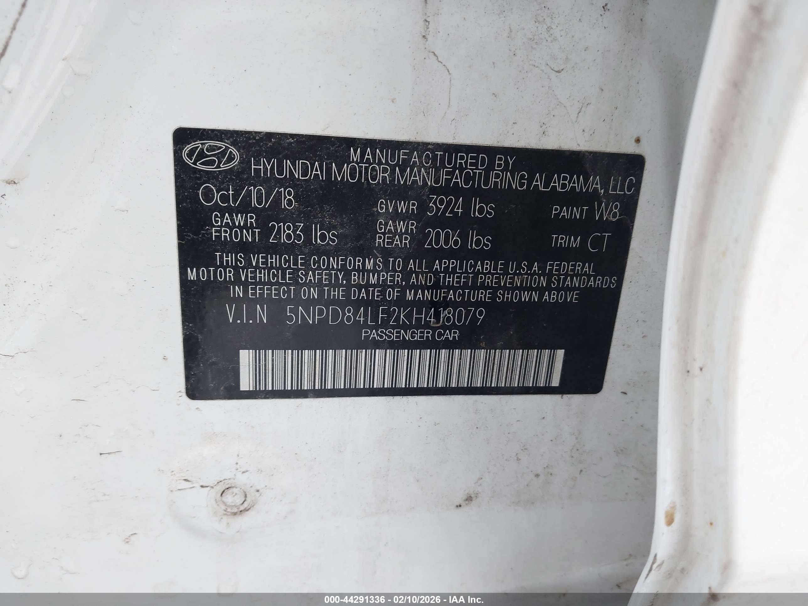 HYUNDAI ELANTRA image 9