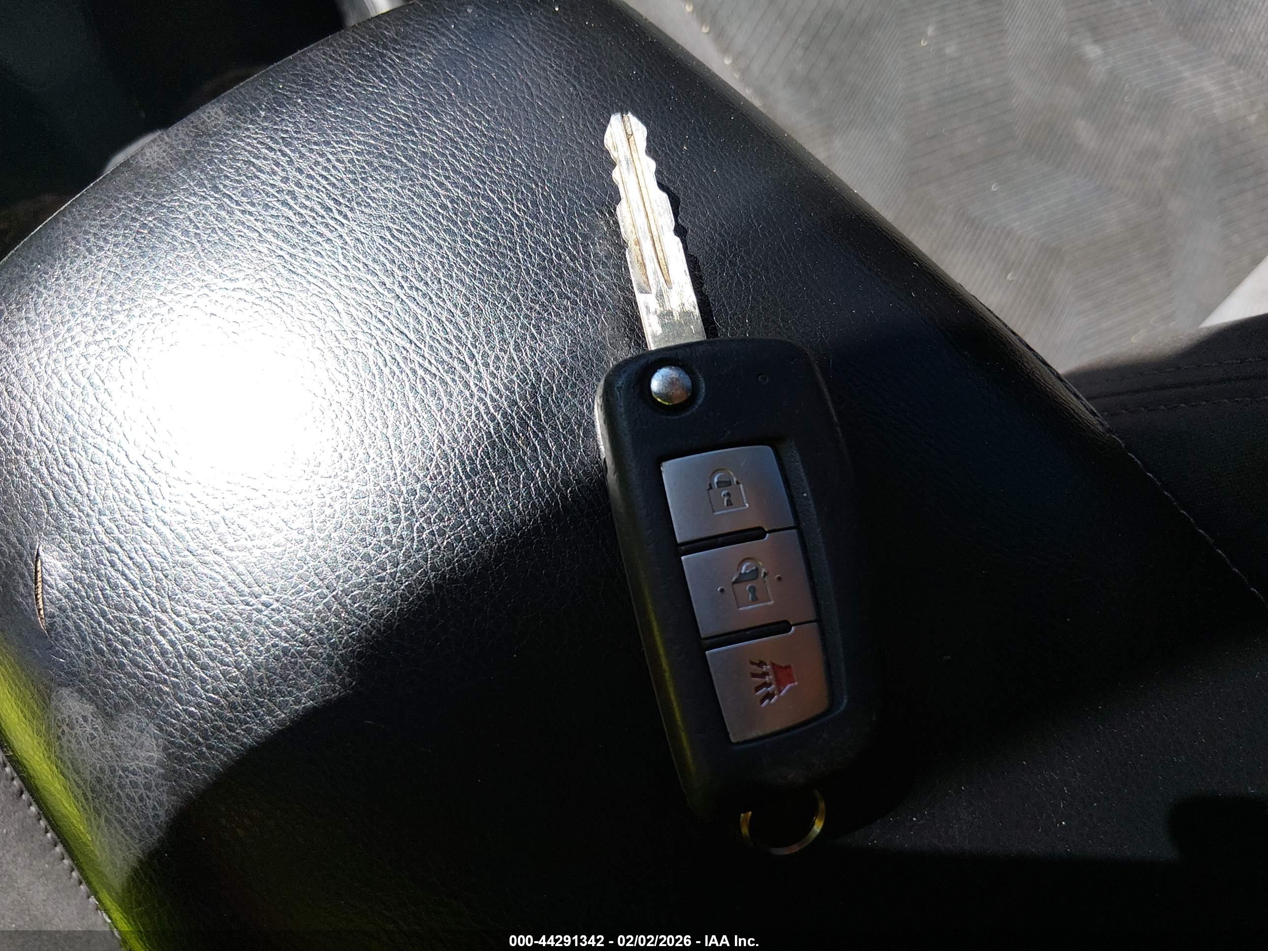 NISSAN ROGUE image 11