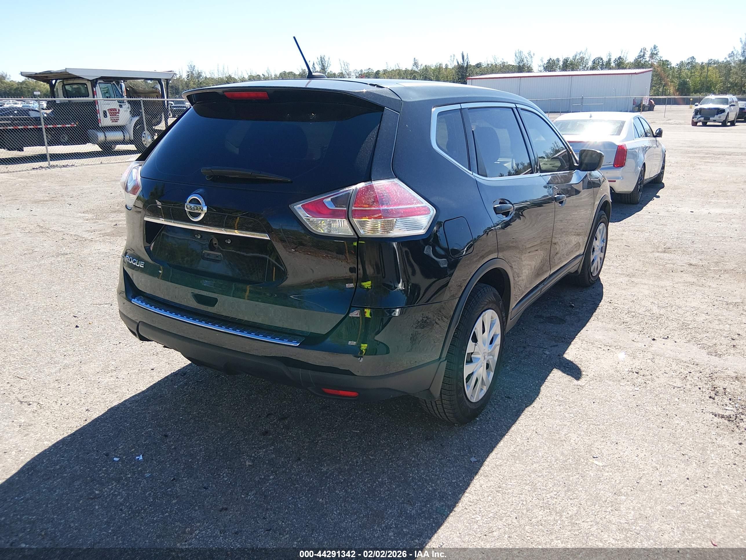 NISSAN ROGUE image 4