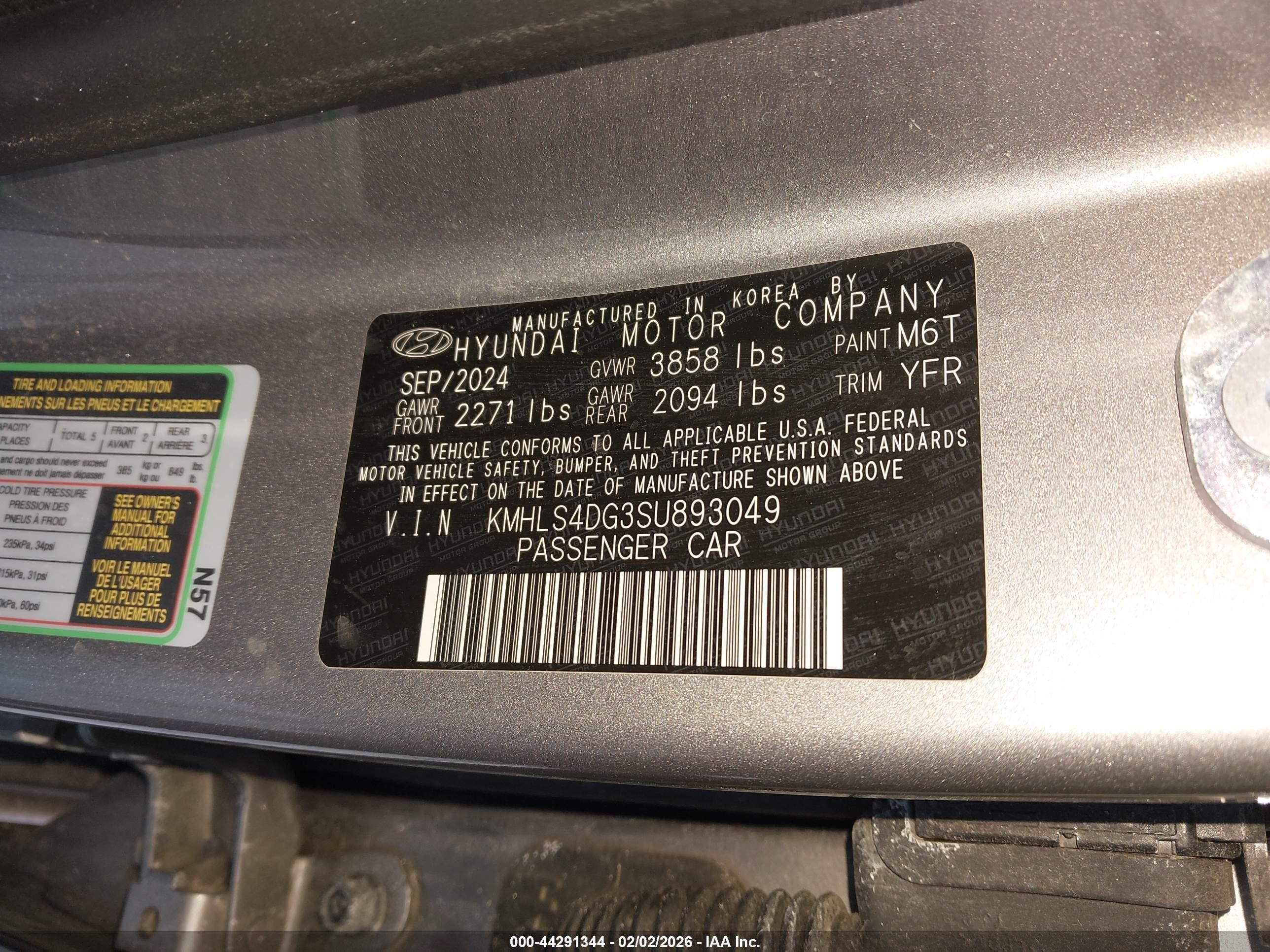HYUNDAI ELANTRA image 9