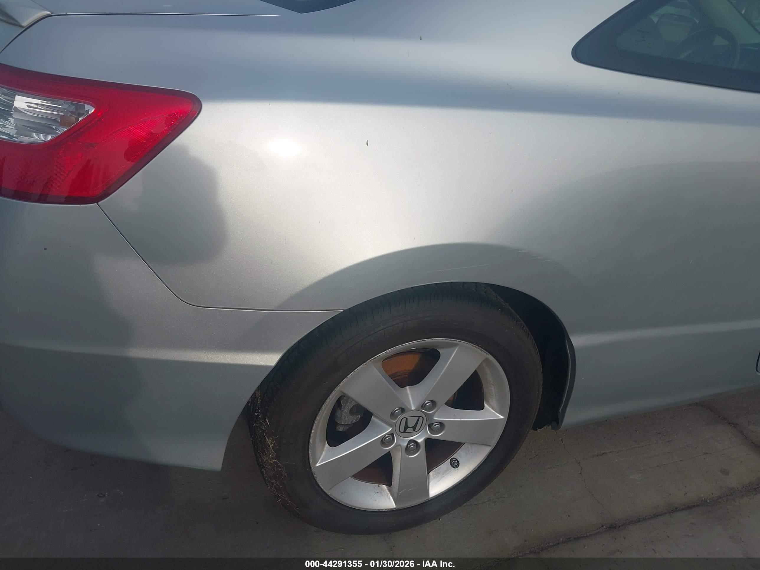 HONDA CIVIC image 6