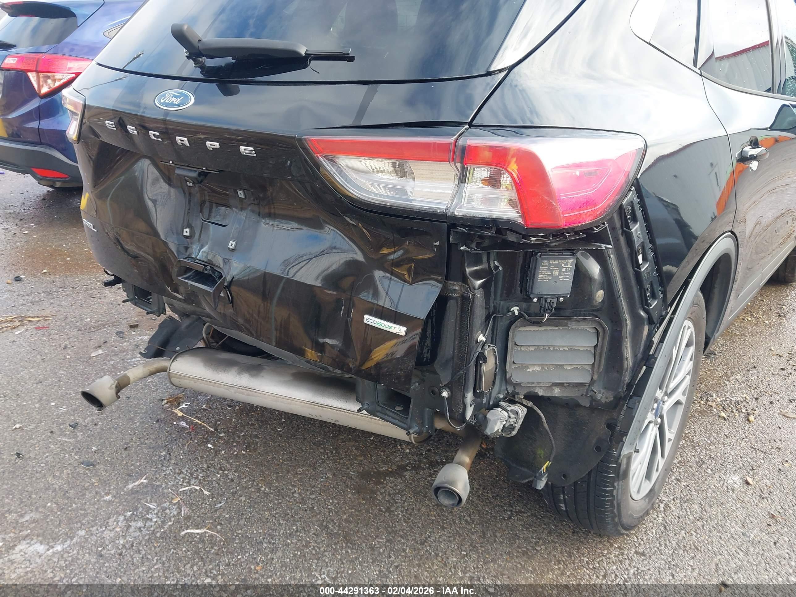 FORD ESCAPE image 6