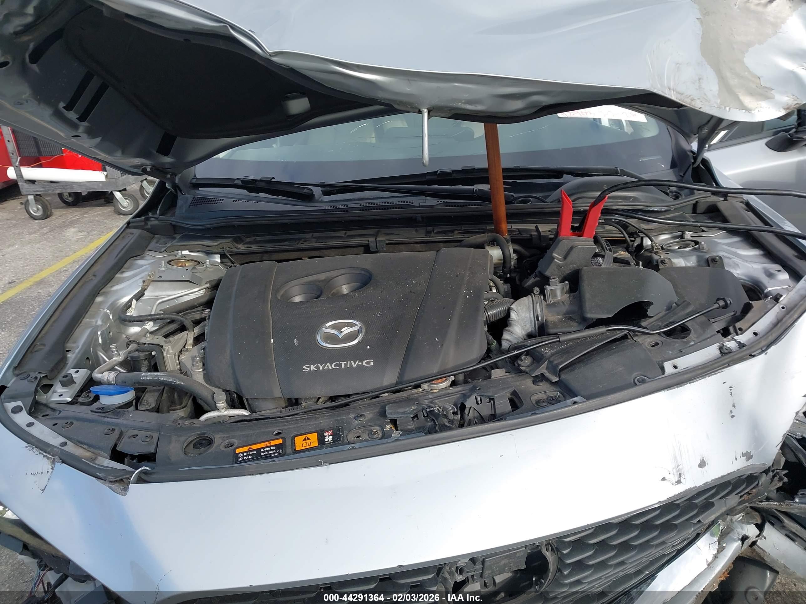 MAZDA MAZDA3 image 10