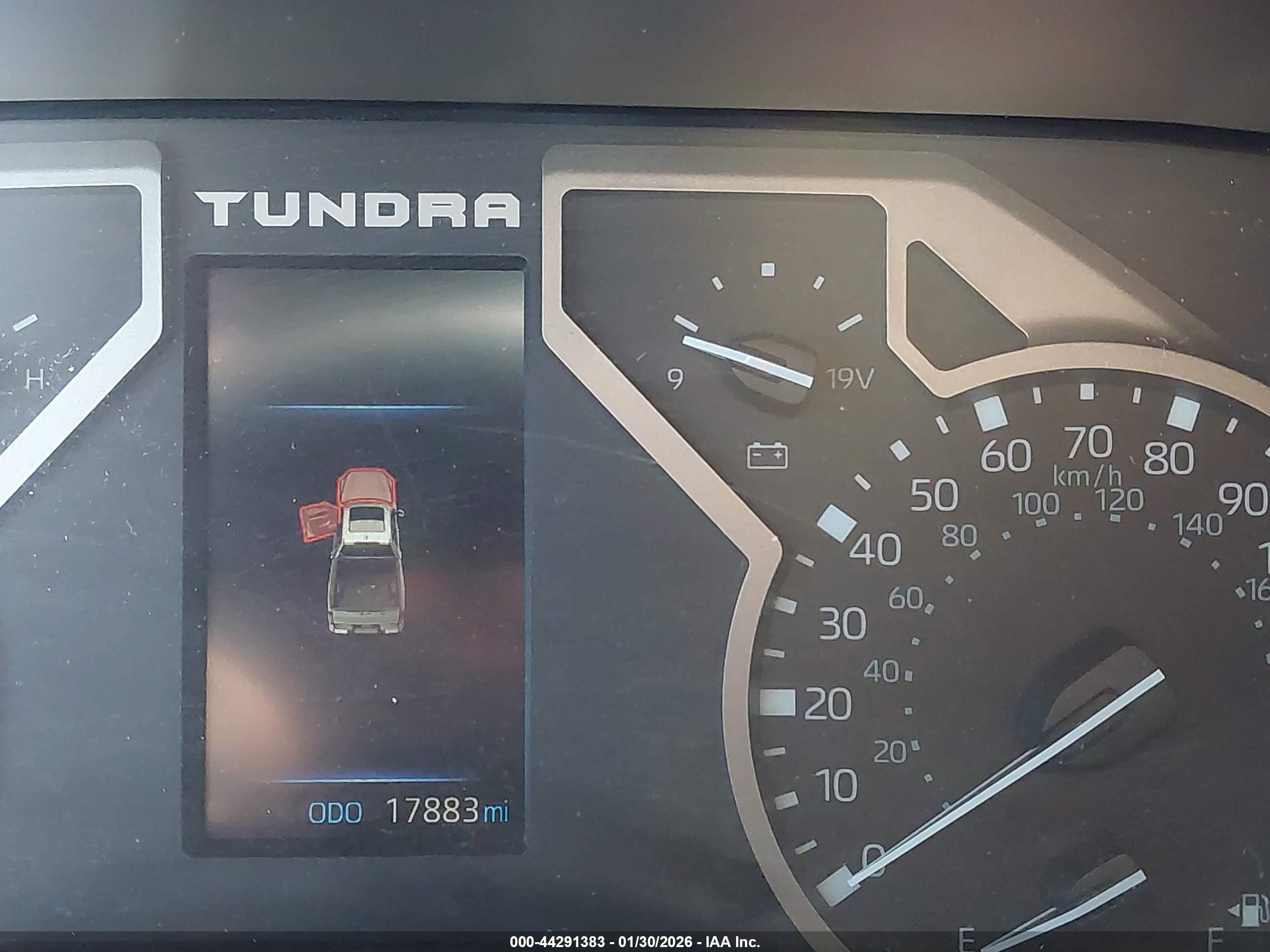 TOYOTA TUNDRA image 7