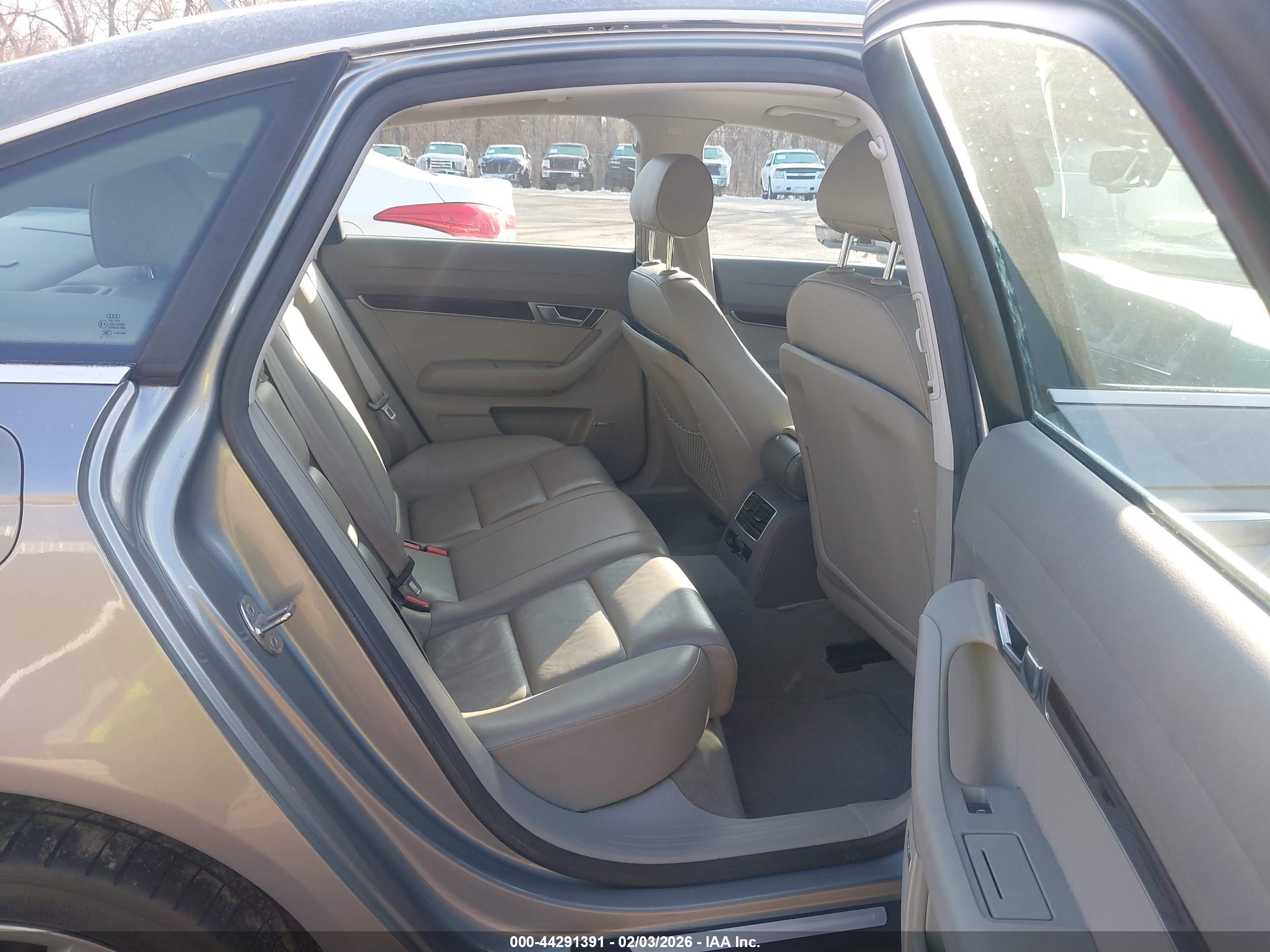 AUDI A6 image 8