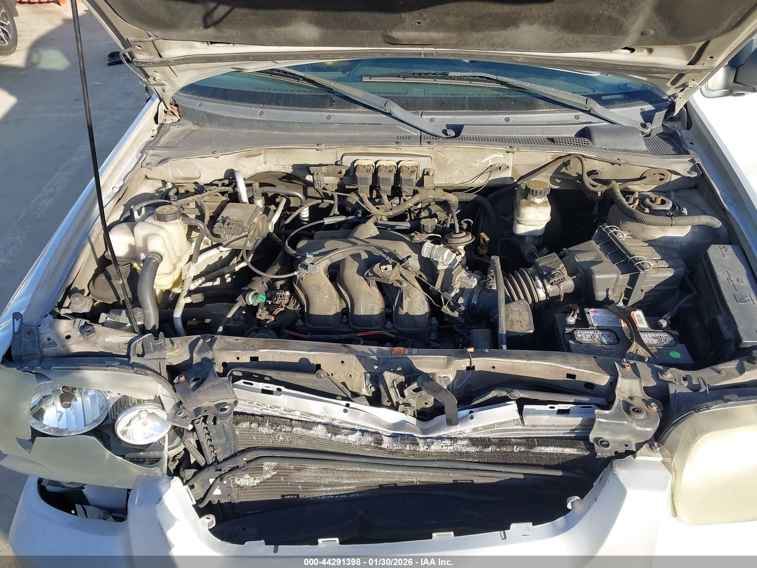 FORD ESCAPE image 10