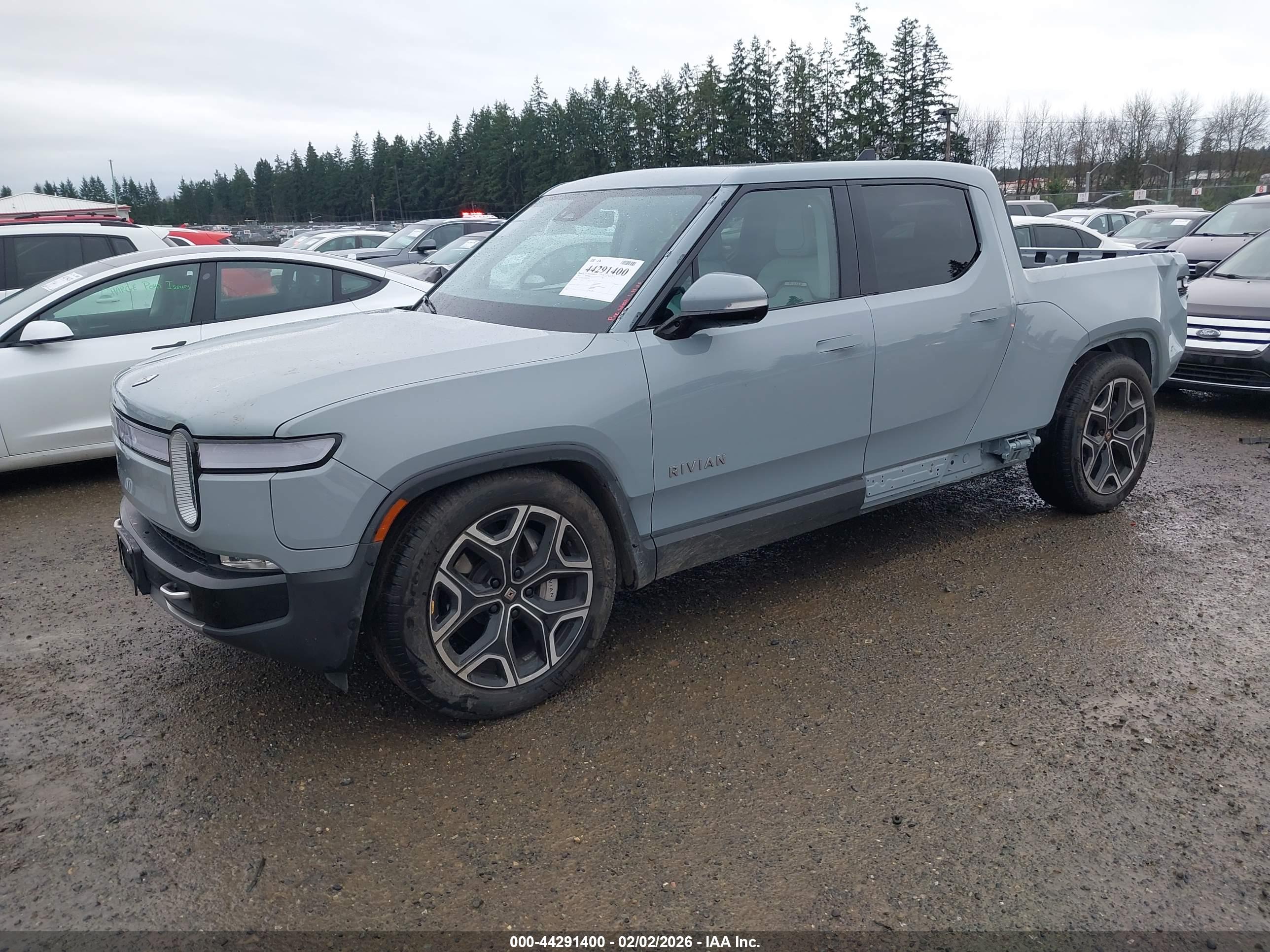 RIVIAN R1T image 2
