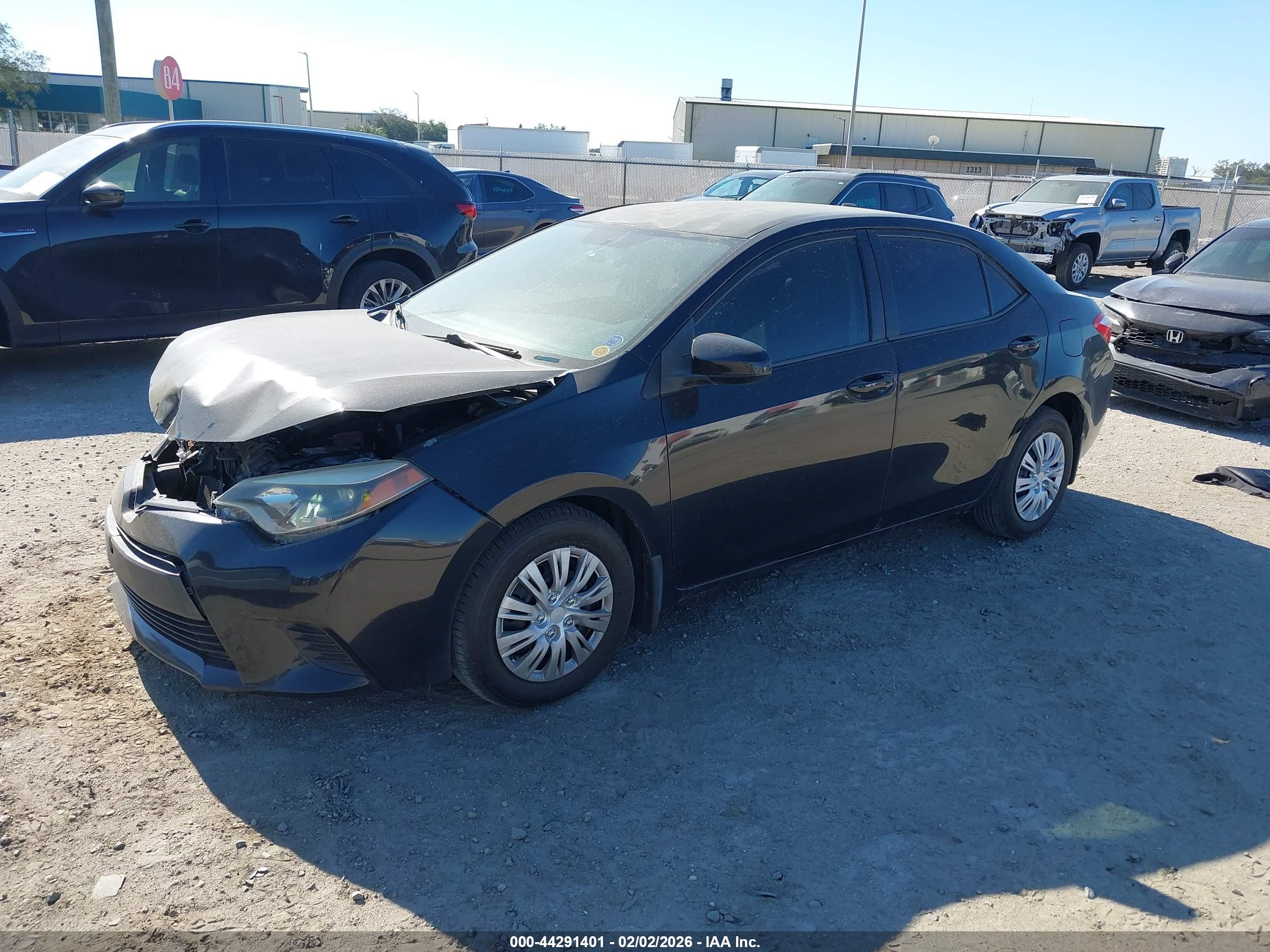 TOYOTA COROLLA image 2