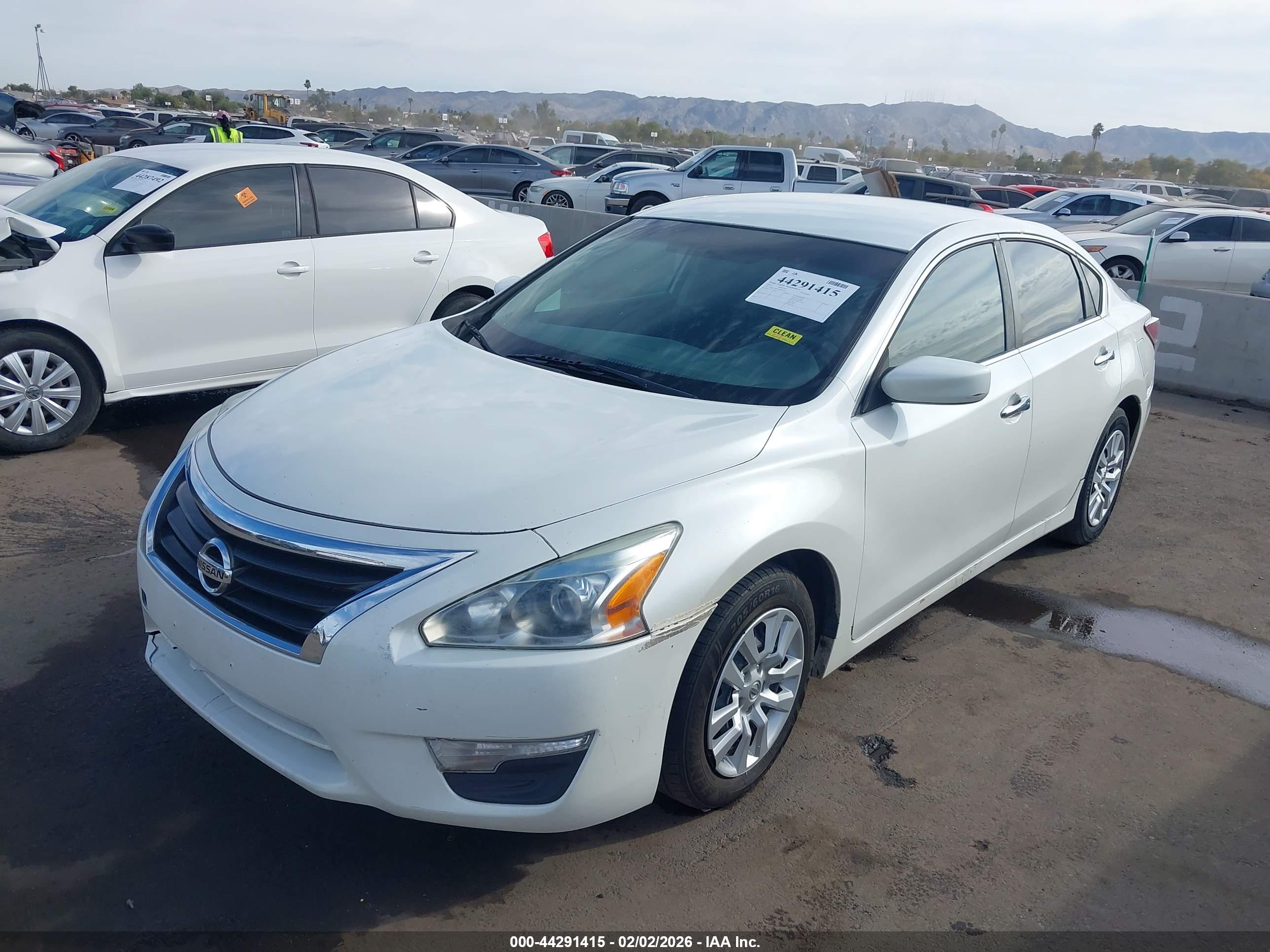 NISSAN ALTIMA image 2