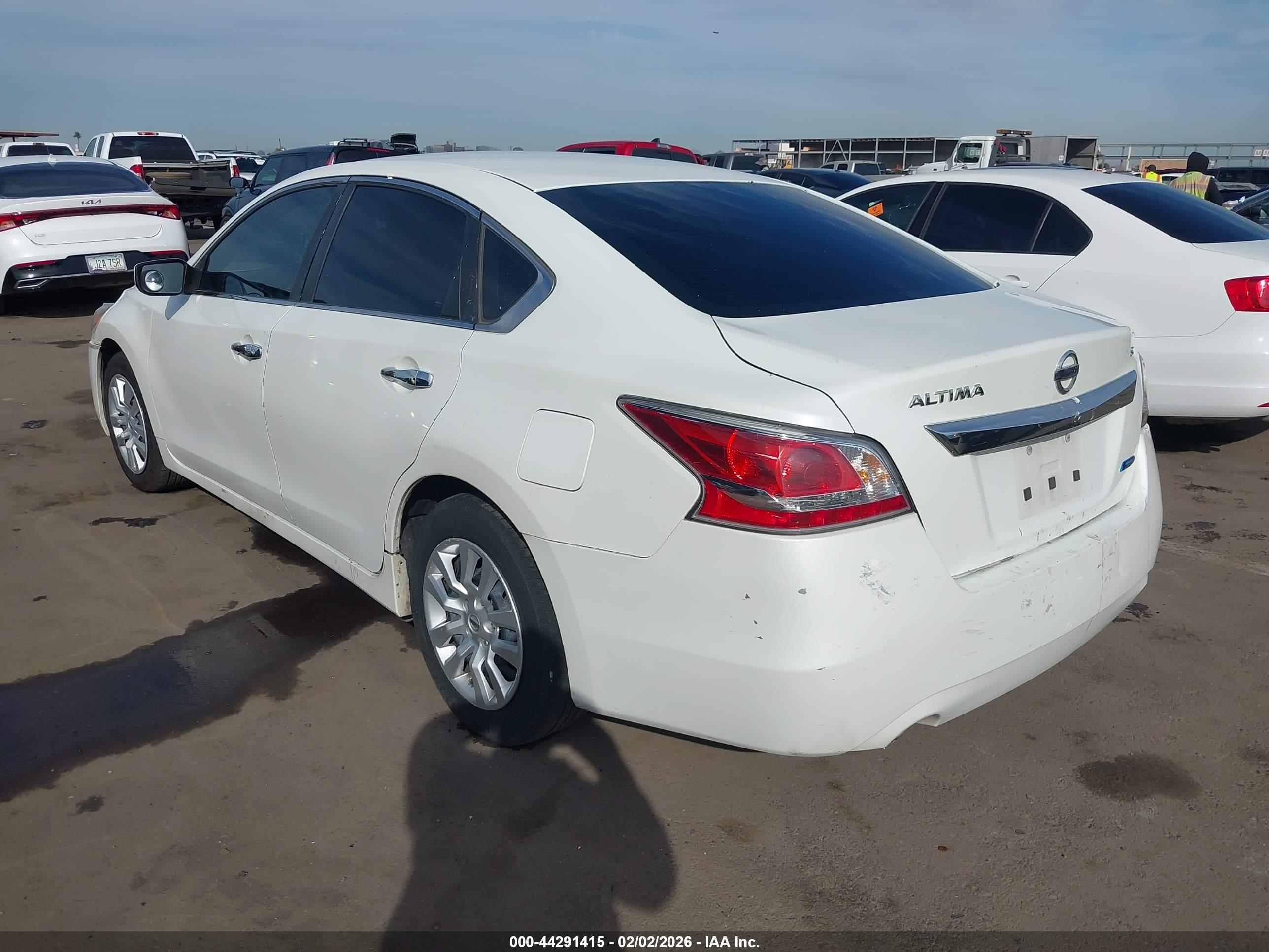 NISSAN ALTIMA image 3