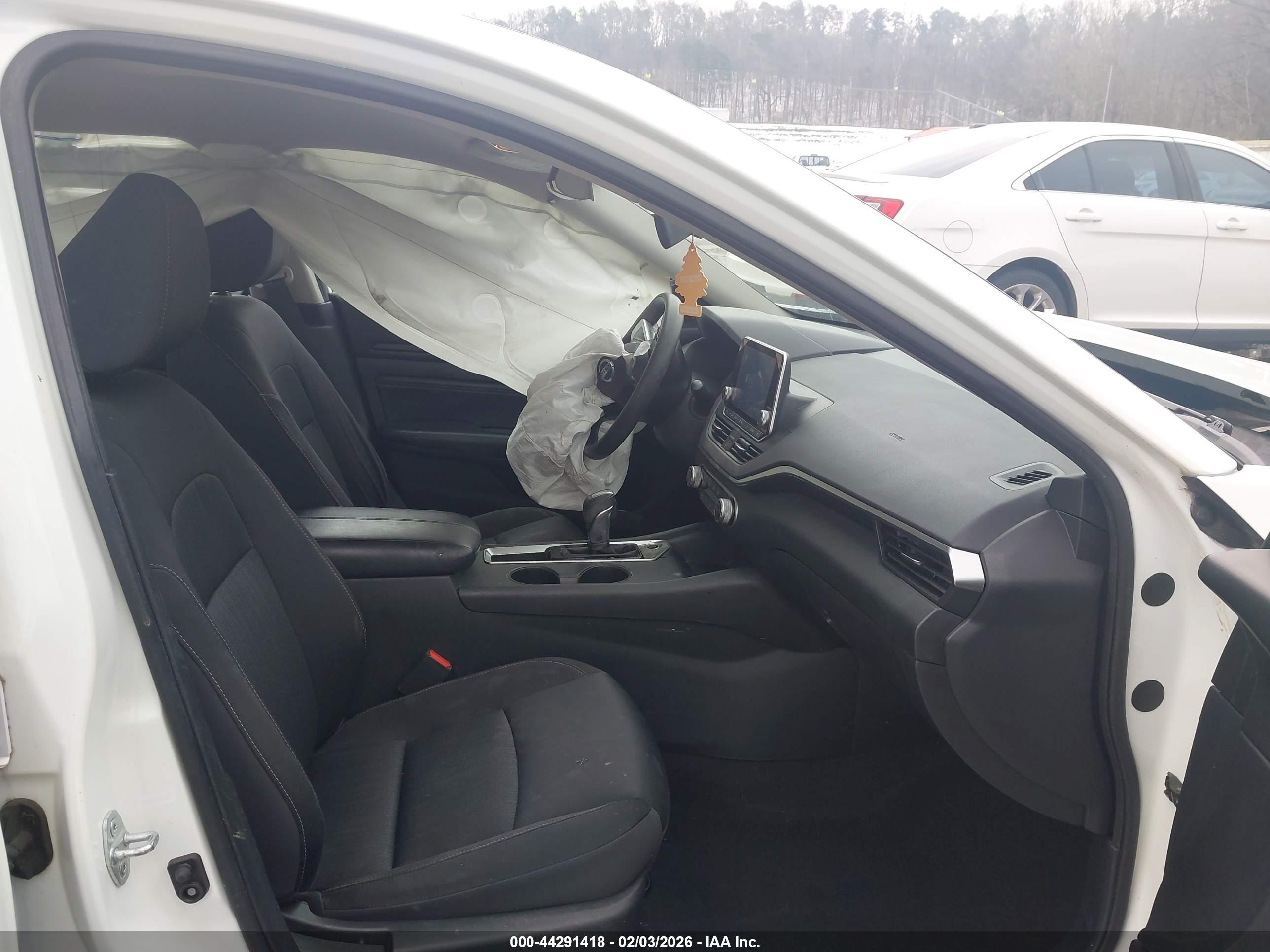 NISSAN ALTIMA image 5
