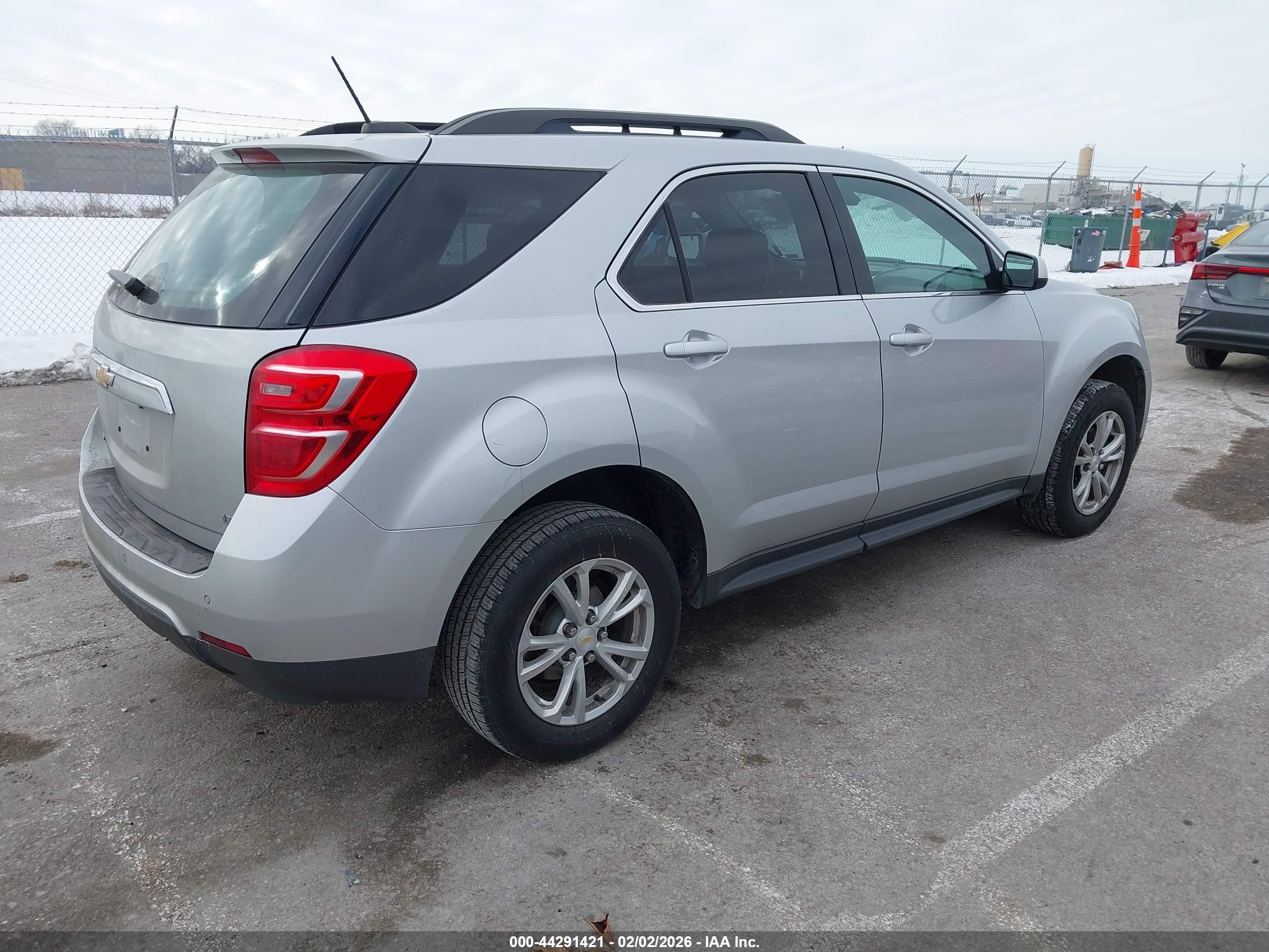 CHEVROLET EQUINOX image 4