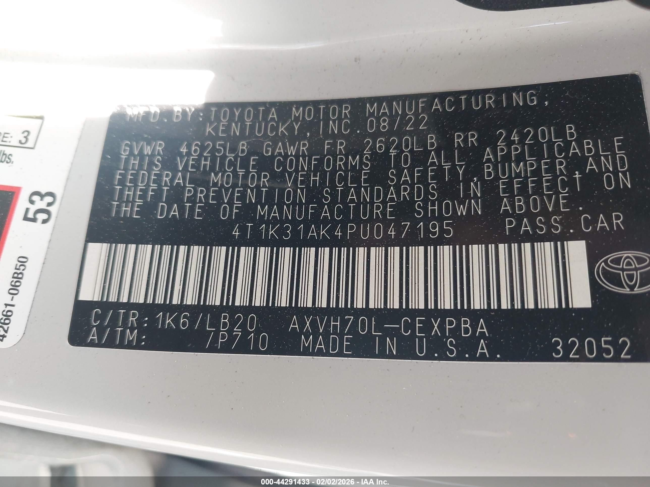 TOYOTA CAMRY image 9