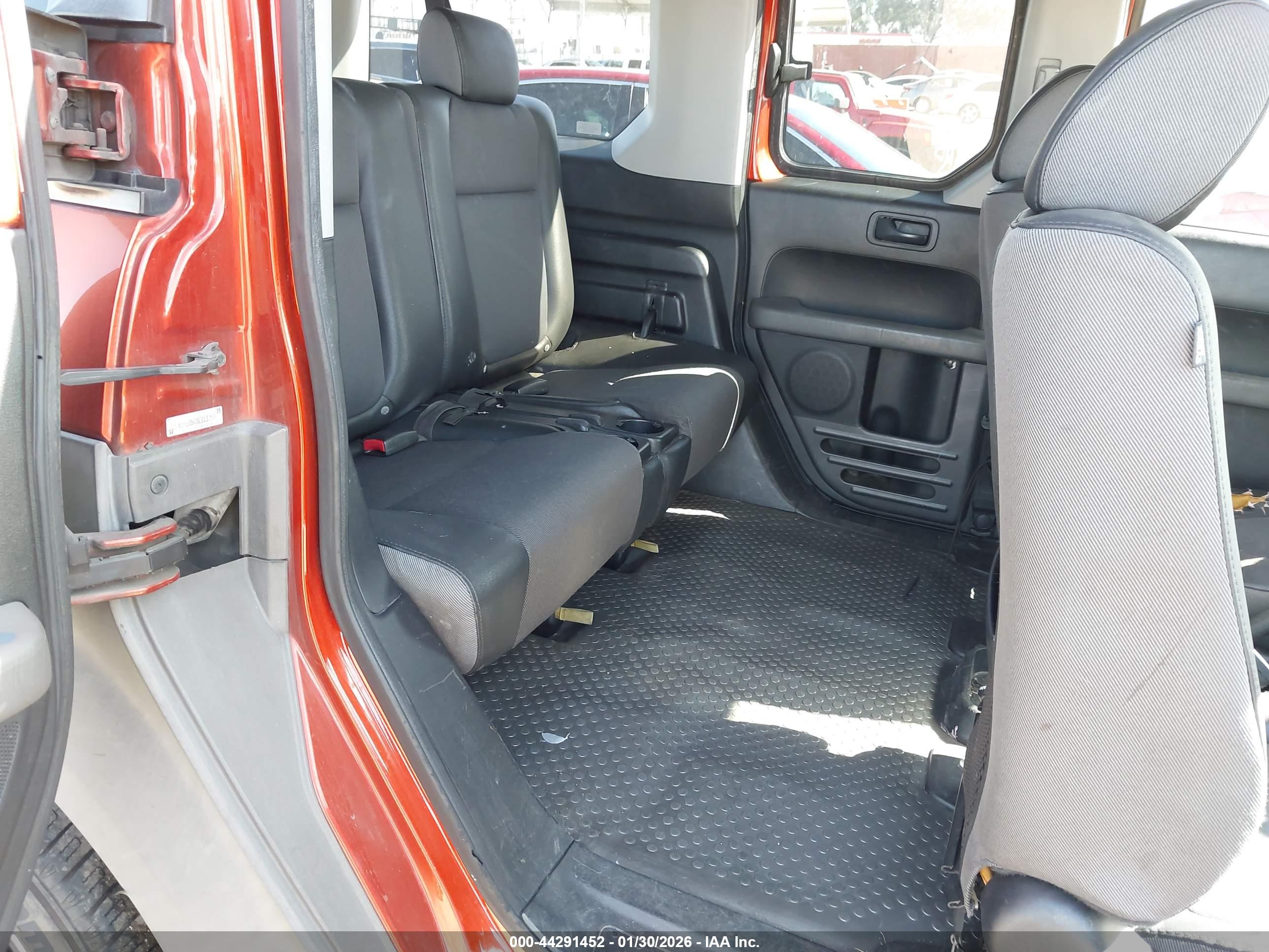 HONDA ELEMENT image 8