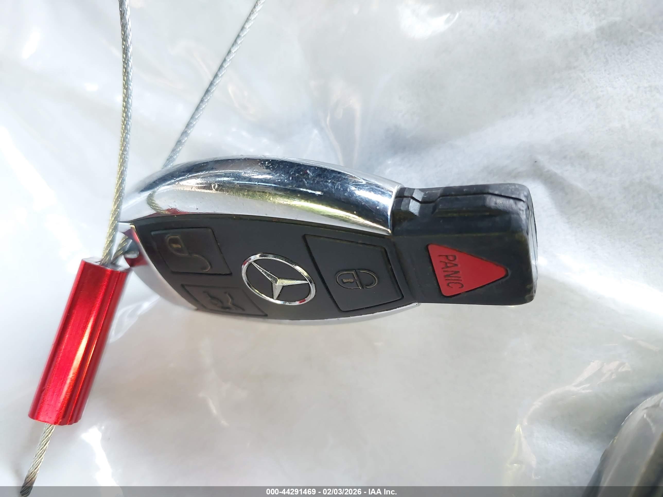 MERCEDES-BENZ C image 11