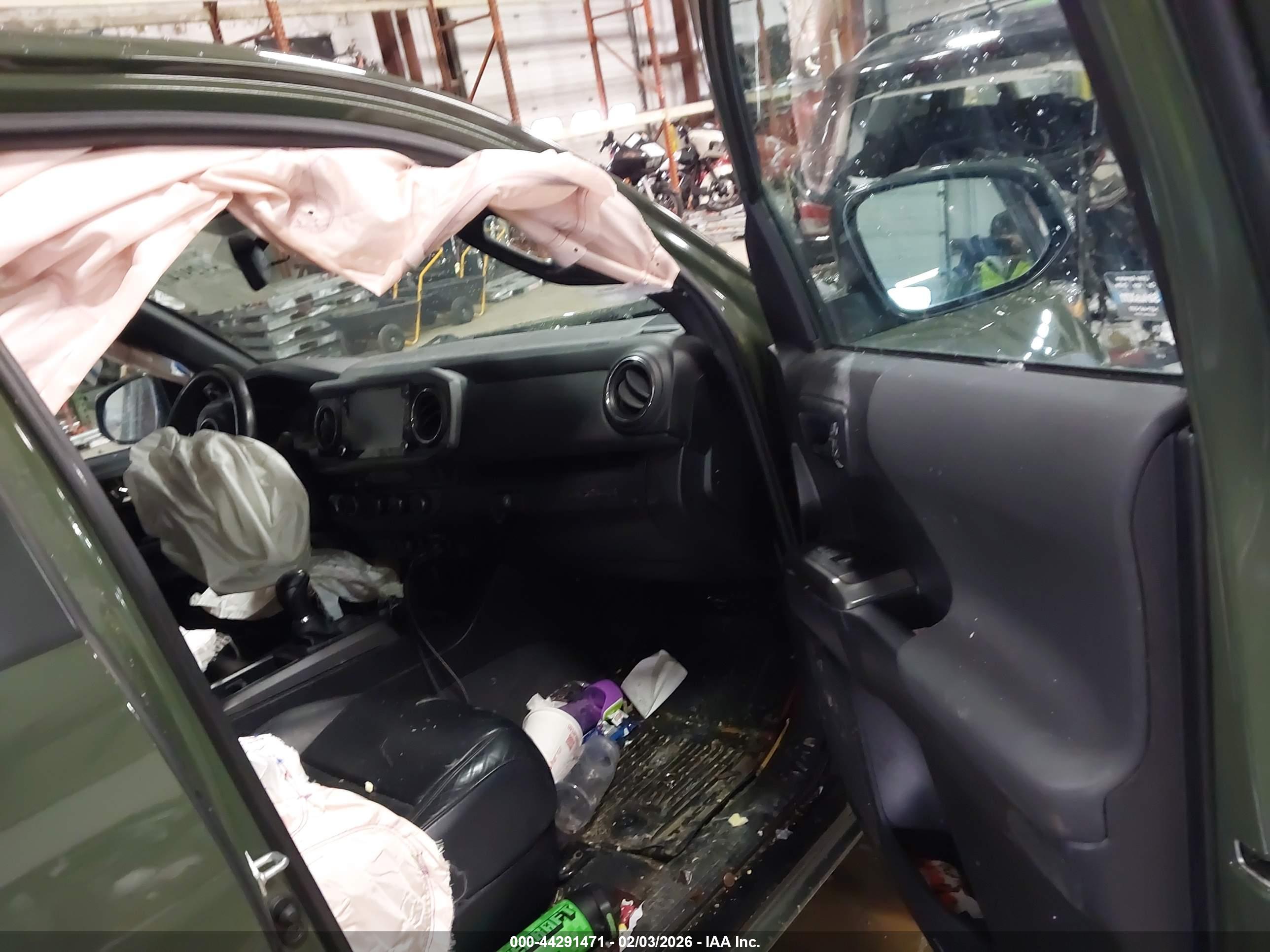 TOYOTA TACOMA image 5