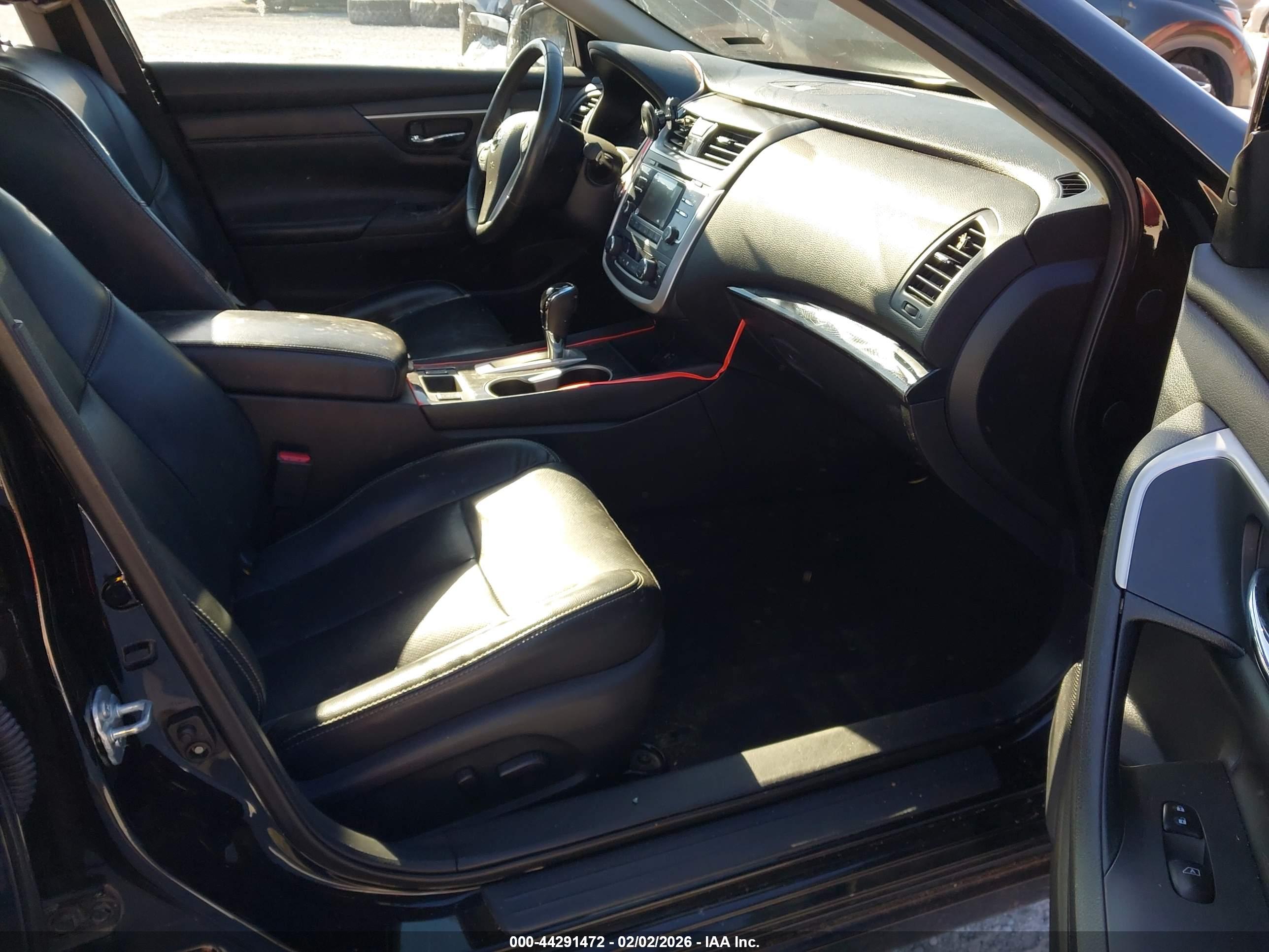 NISSAN ALTIMA image 5