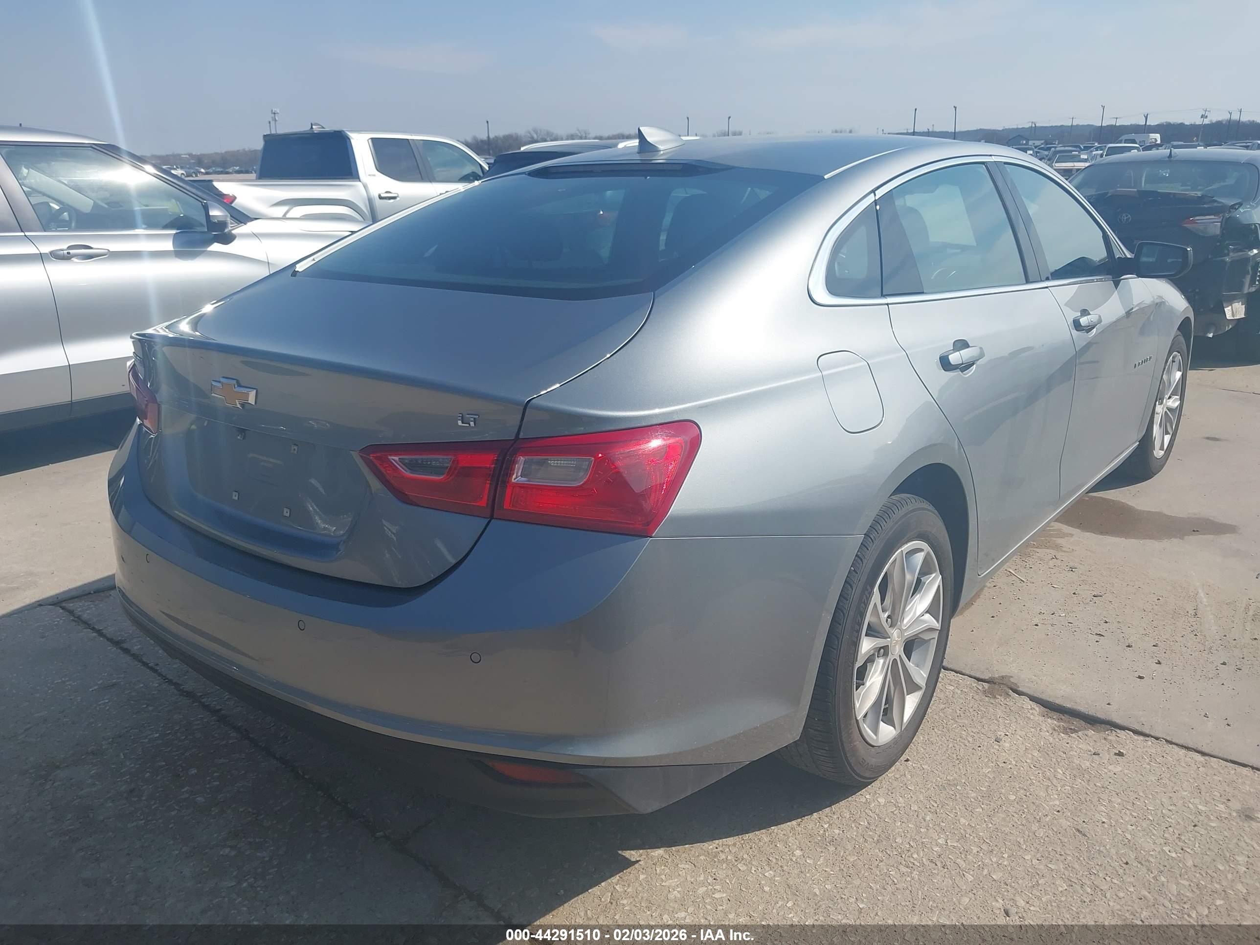 CHEVROLET MALIBU image 4