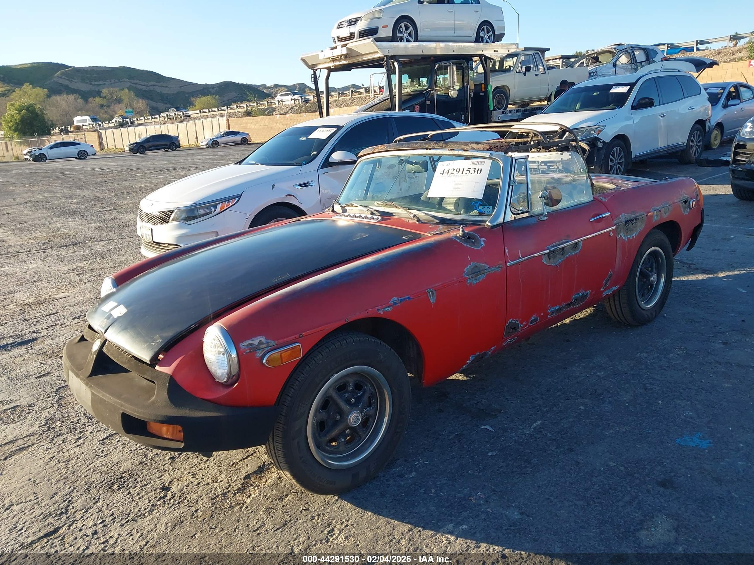 MG MGB image 2