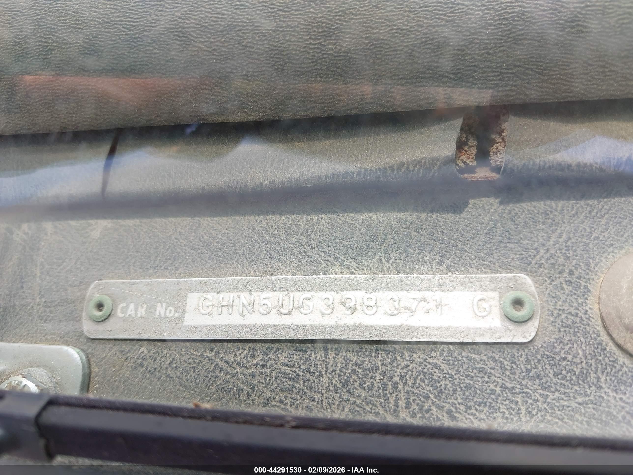 MG MGB image 9