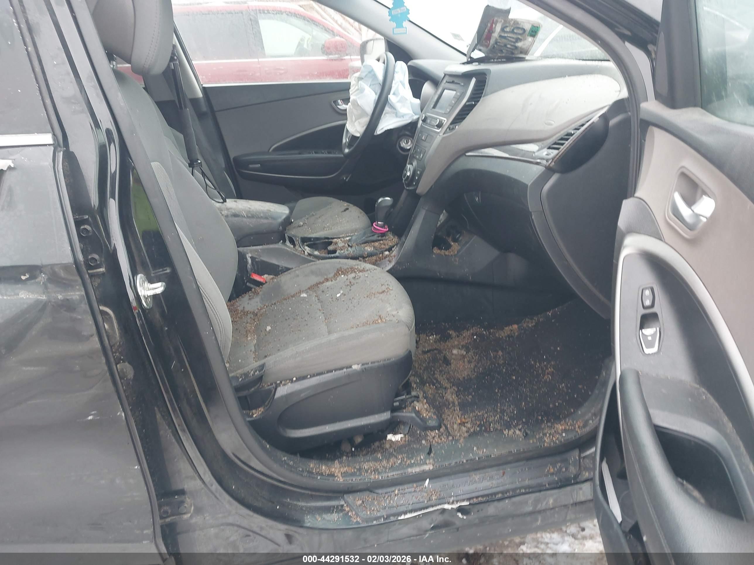 HYUNDAI SANTA image 5