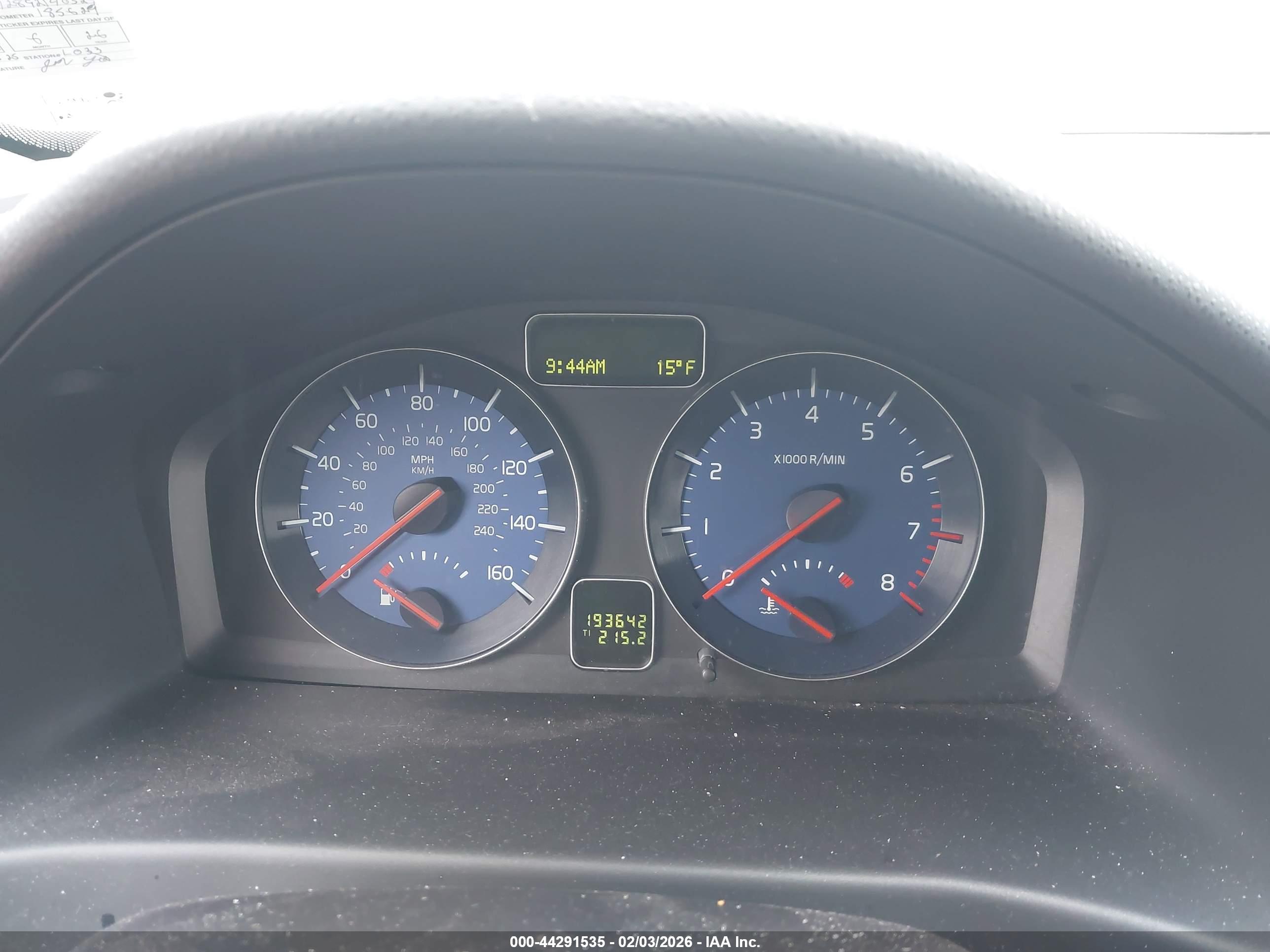 VOLVO C30 image 7