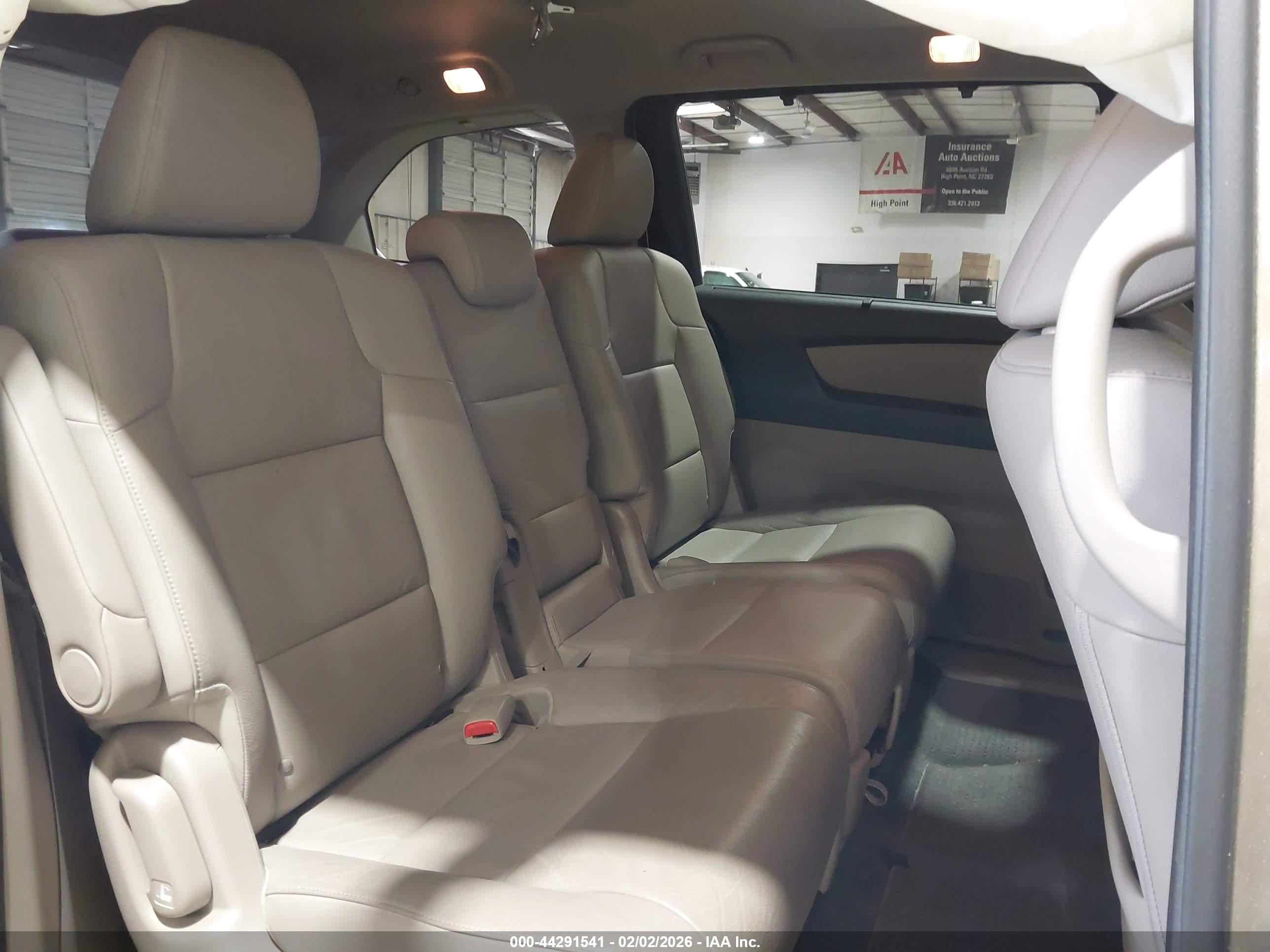 HONDA ODYSSEY image 8