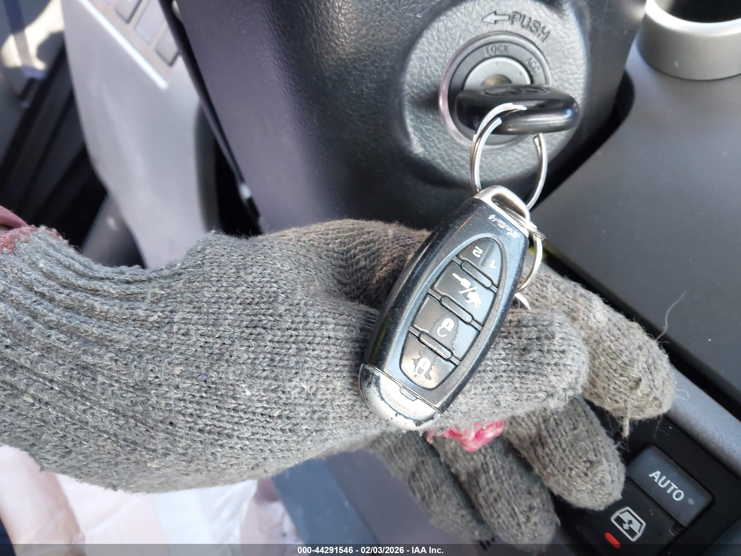 TOYOTA SEQUOIA image 11
