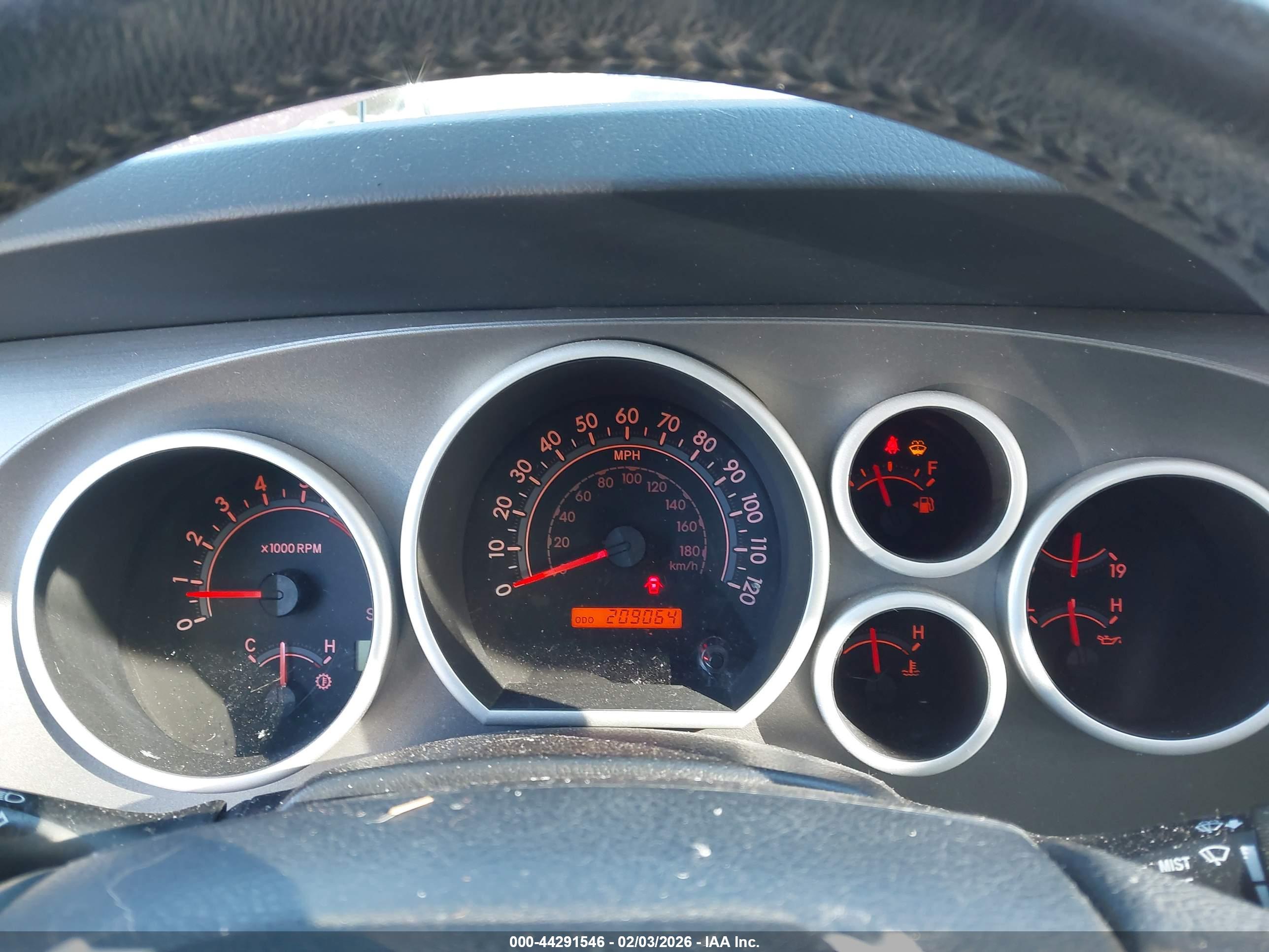 TOYOTA SEQUOIA image 7