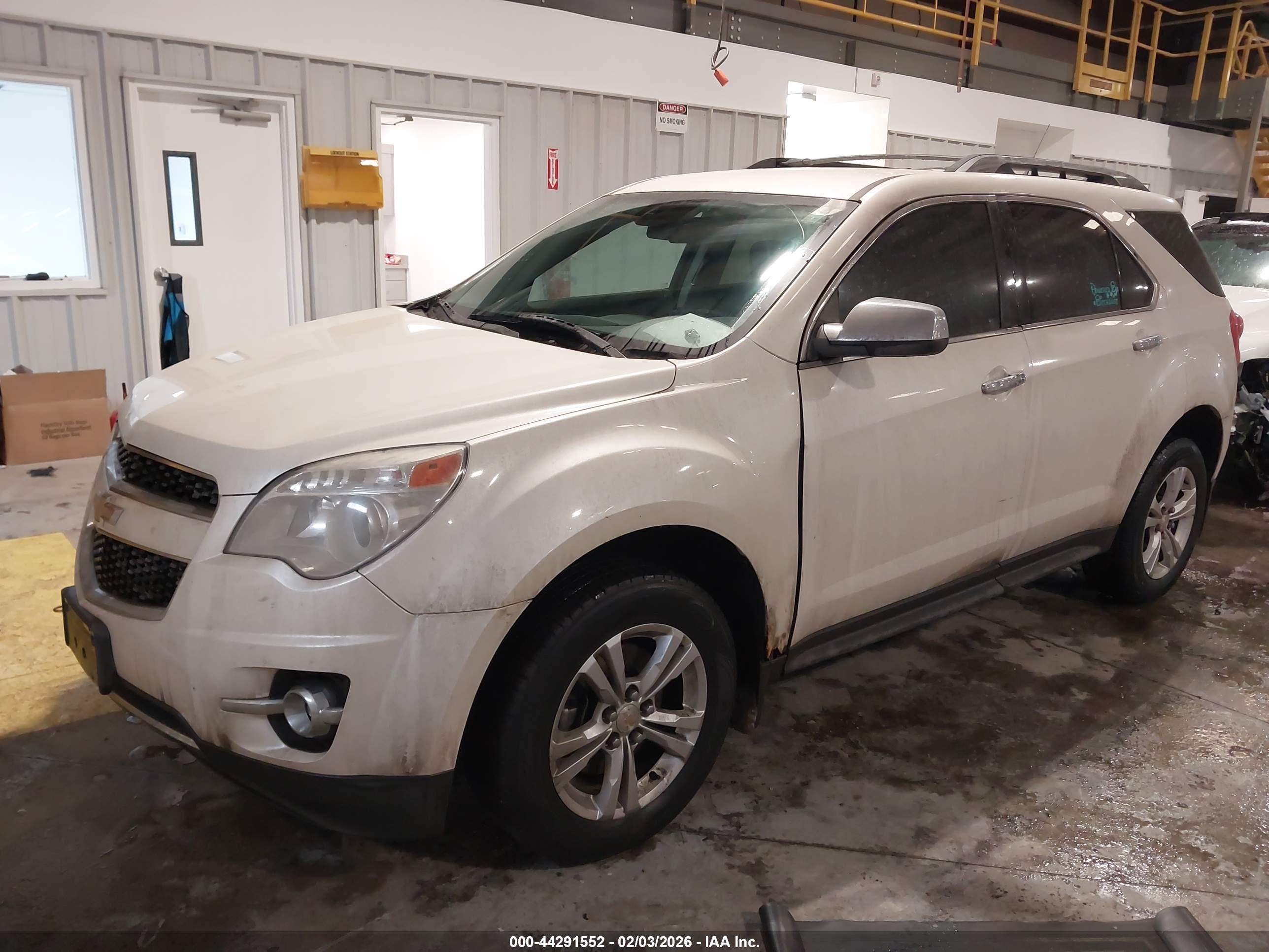 CHEVROLET EQUINOX image 2