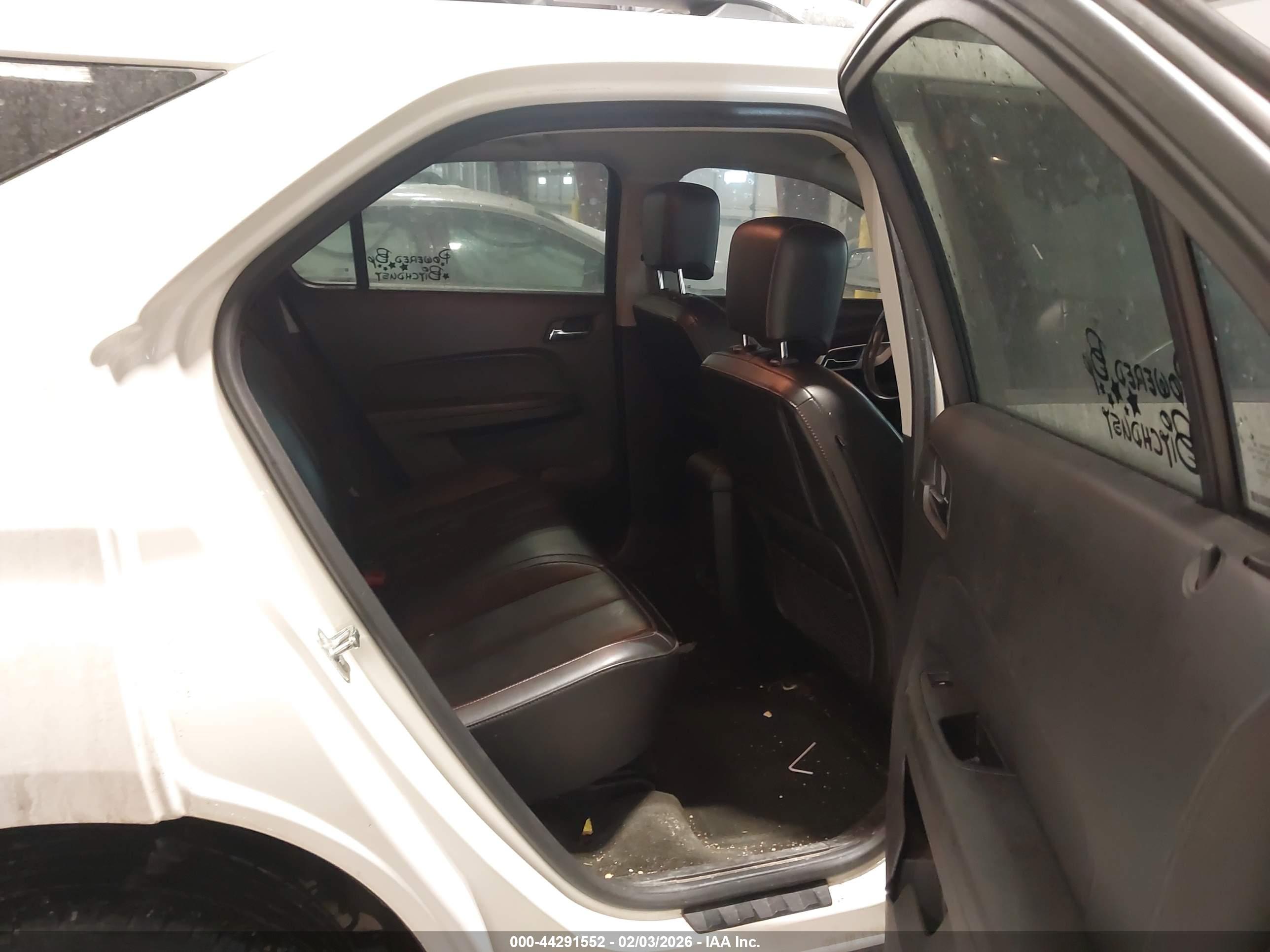 CHEVROLET EQUINOX image 8