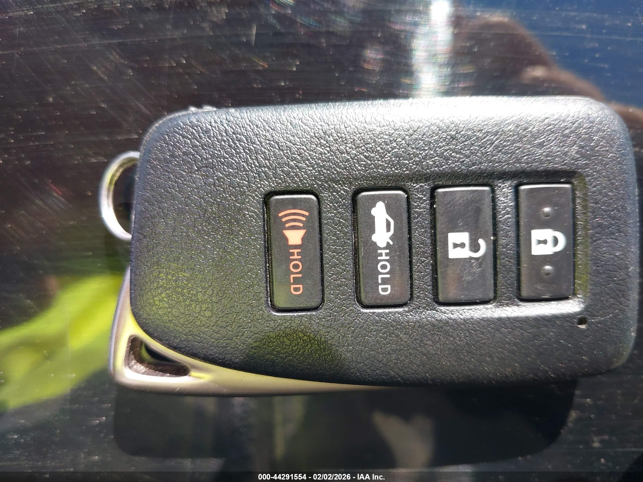 LEXUS IS image 11
