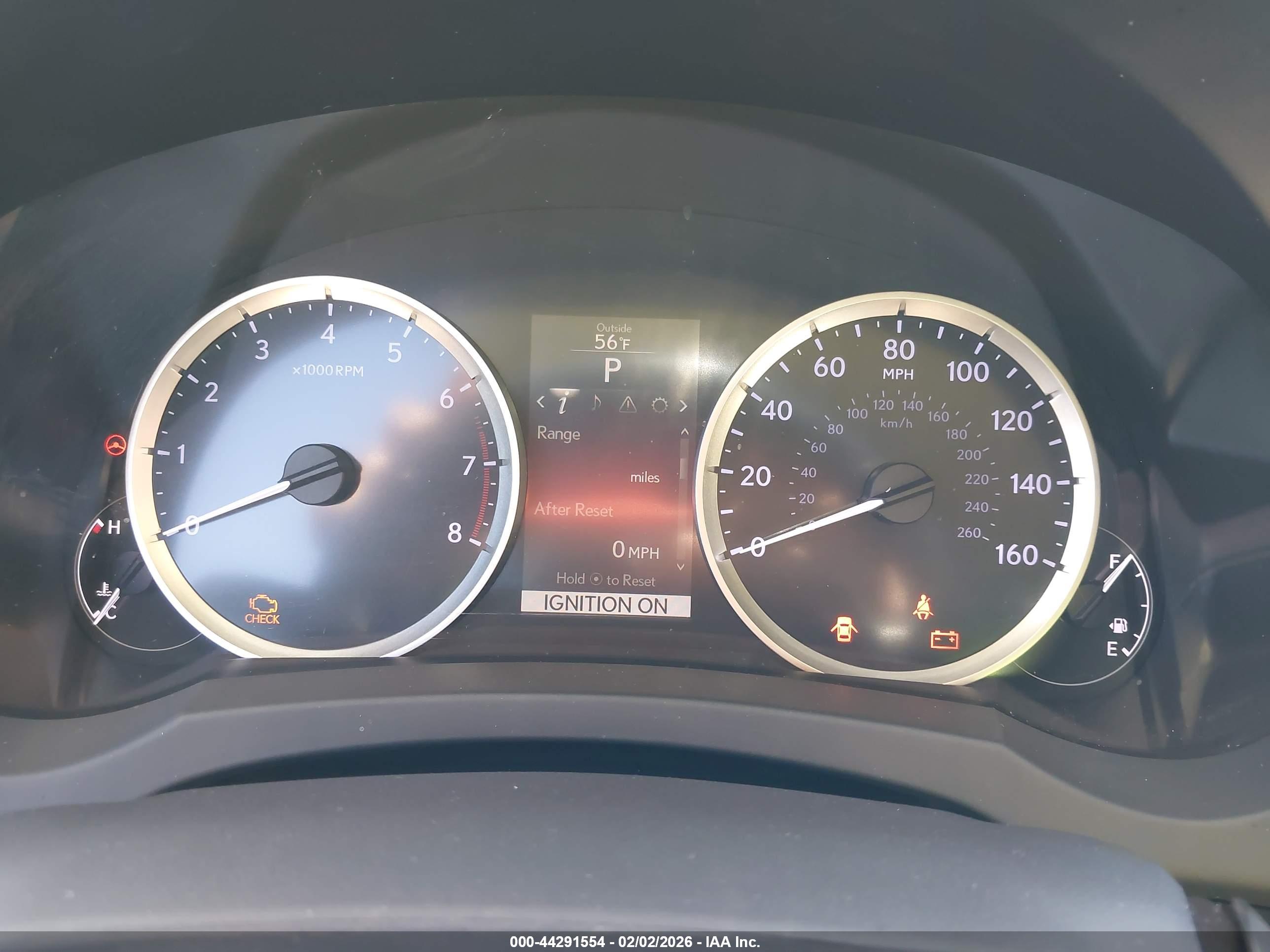 LEXUS IS image 7