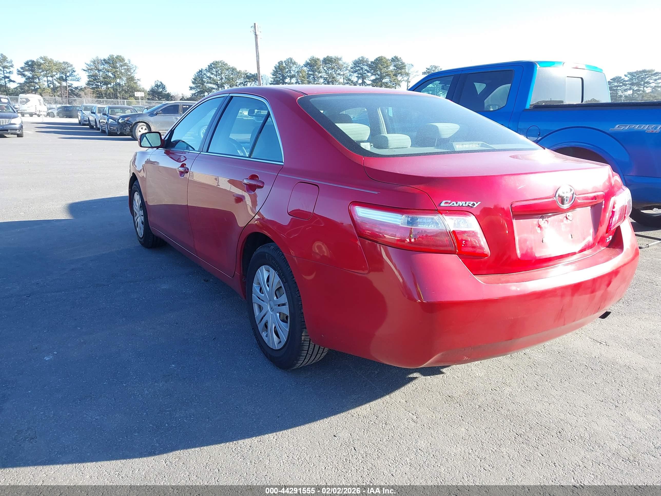 TOYOTA CAMRY image 3