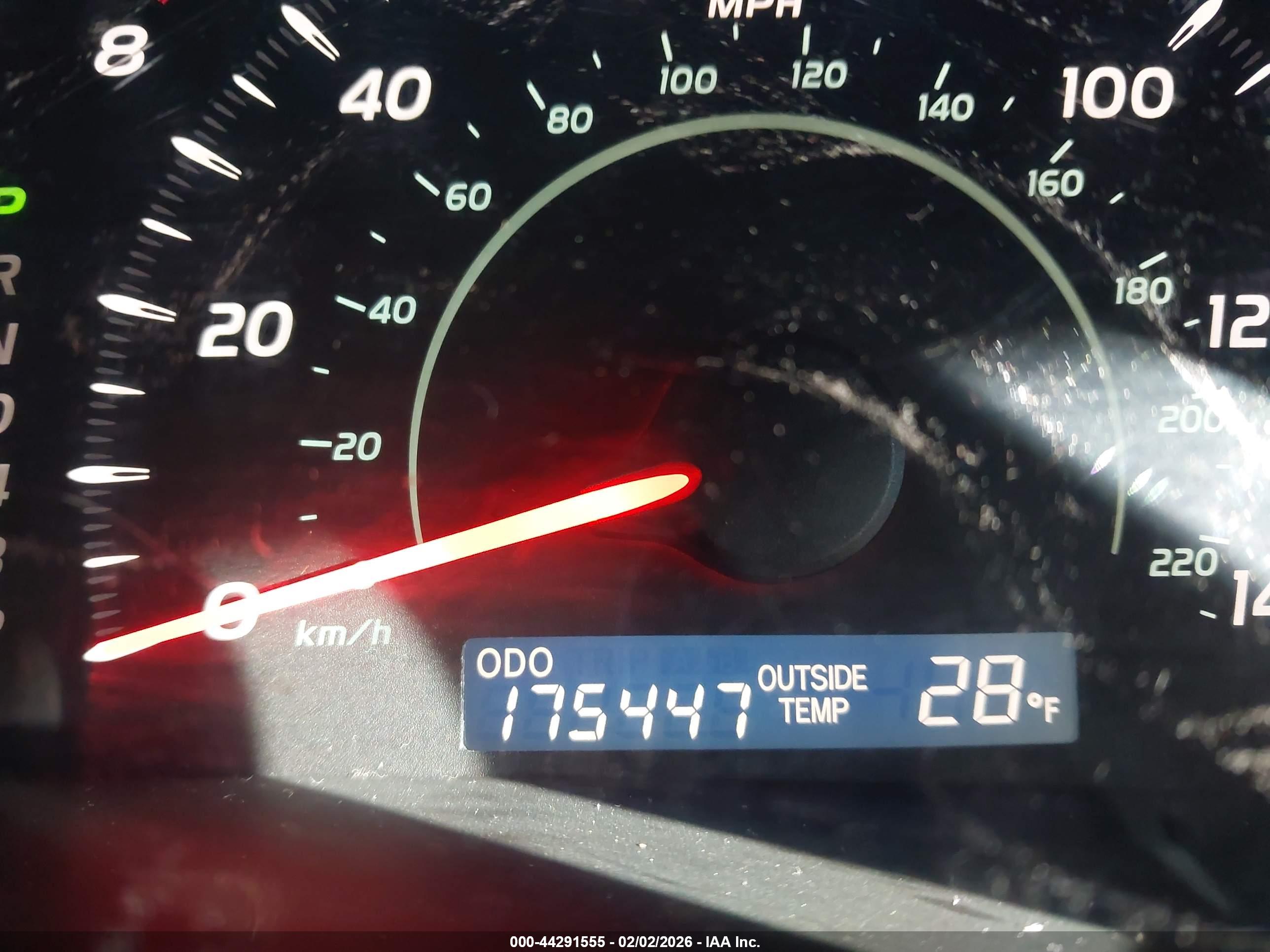 TOYOTA CAMRY image 7