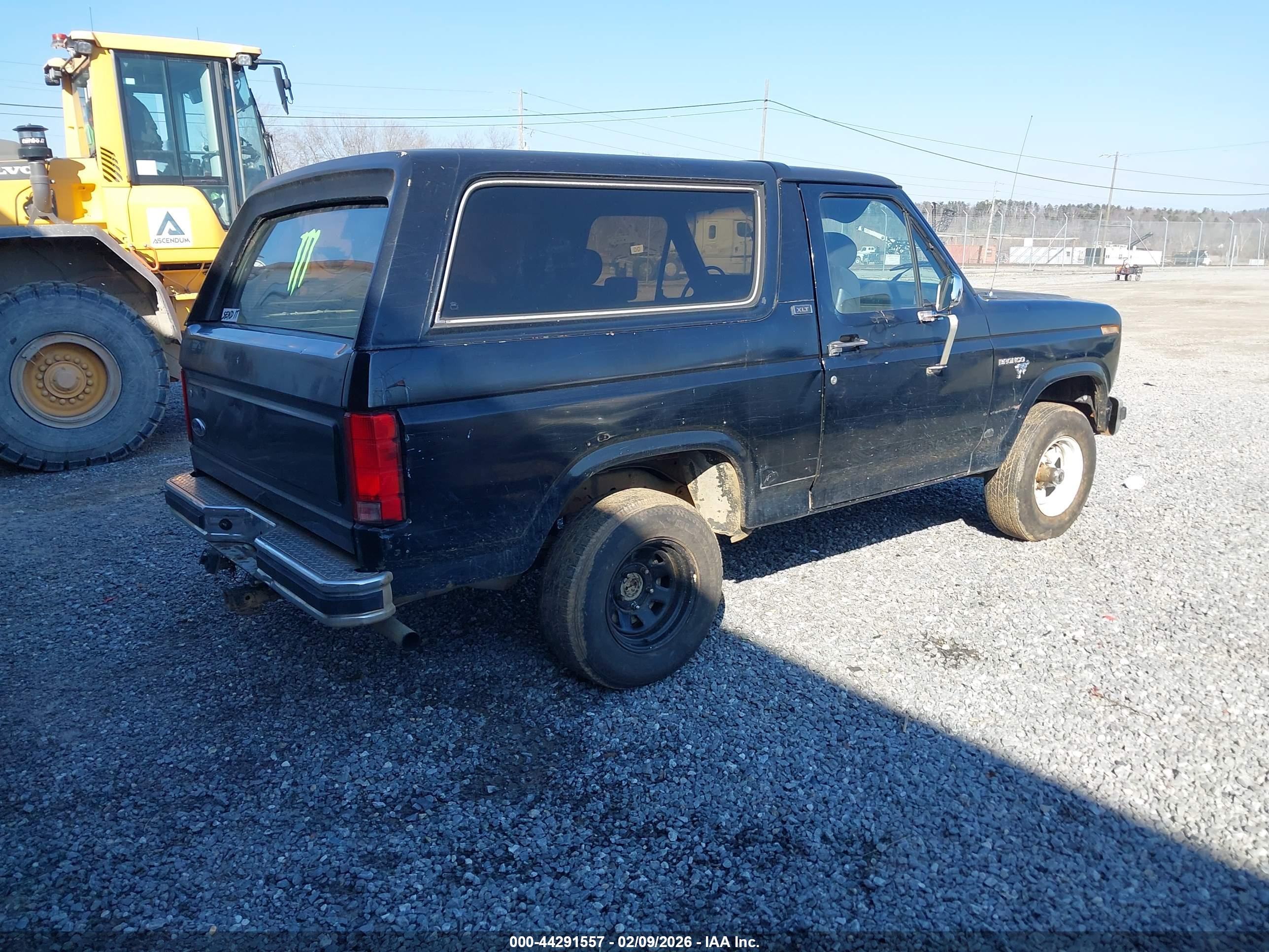 FORD BRONCO image 4