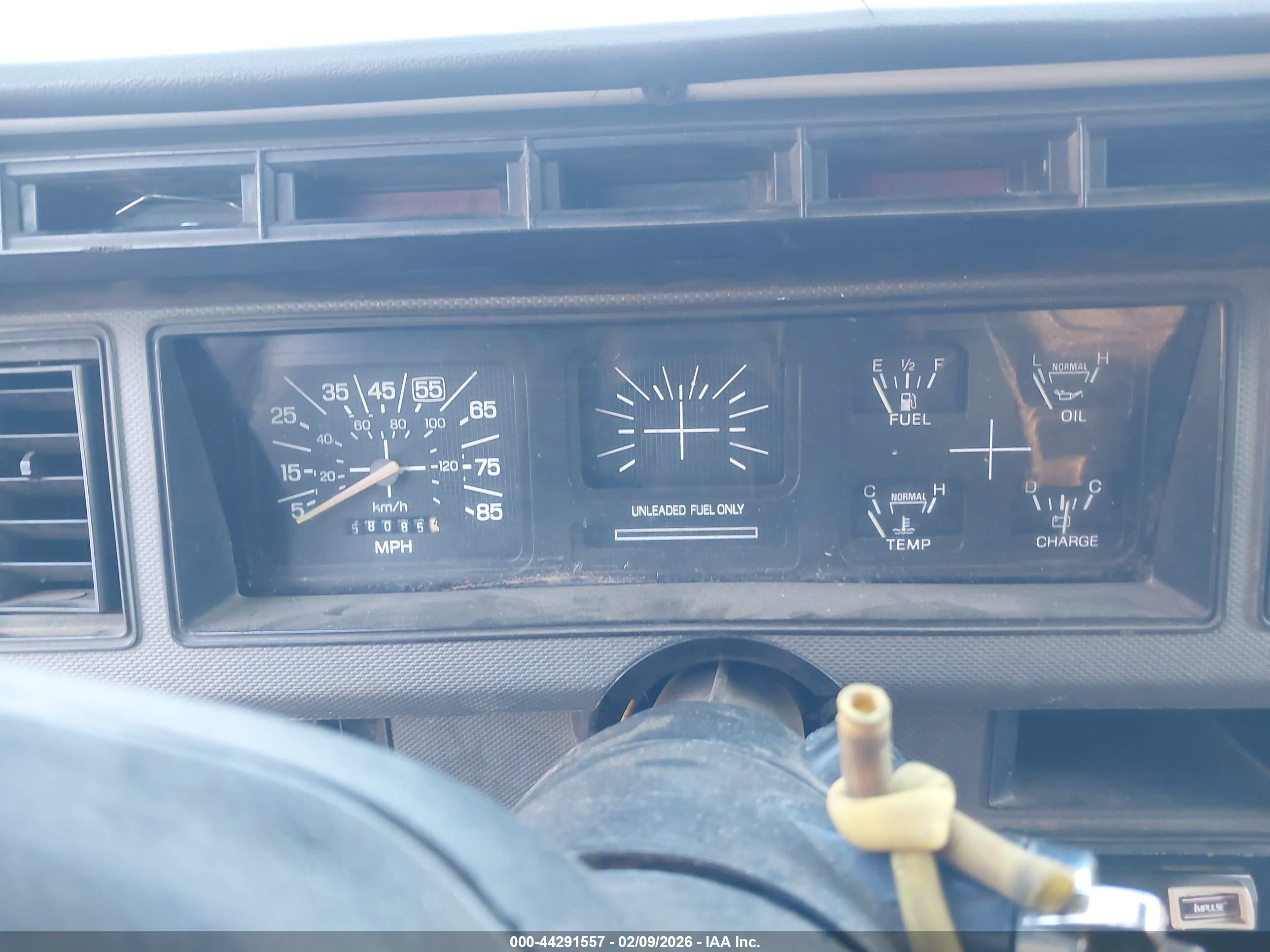 FORD BRONCO image 7