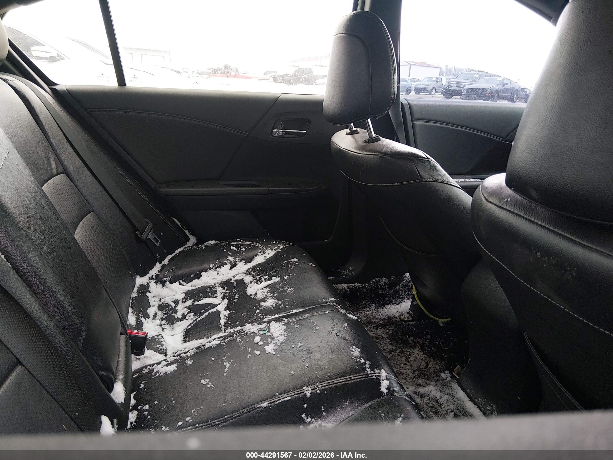 HONDA ACCORD image 8
