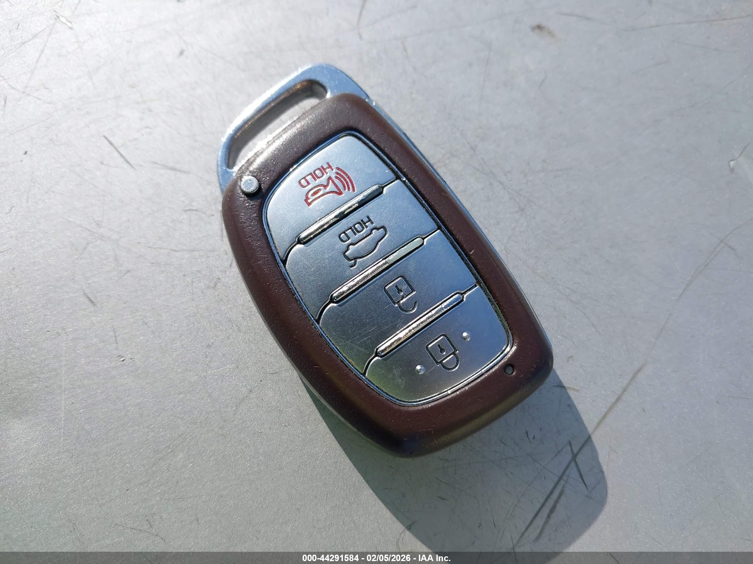 HYUNDAI ELANTRA image 11