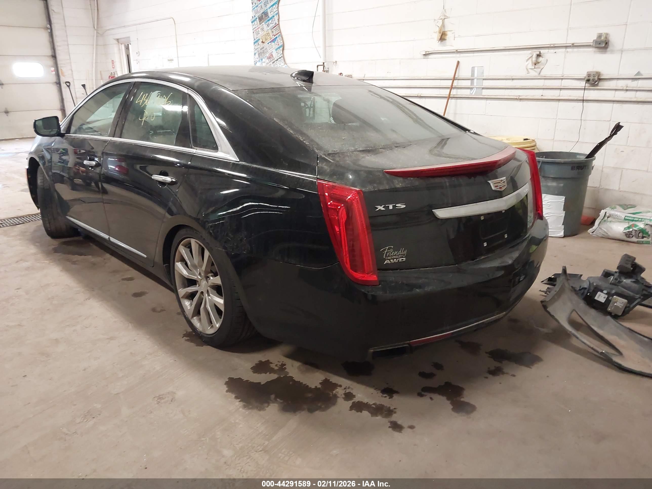 CADILLAC XTS image 3