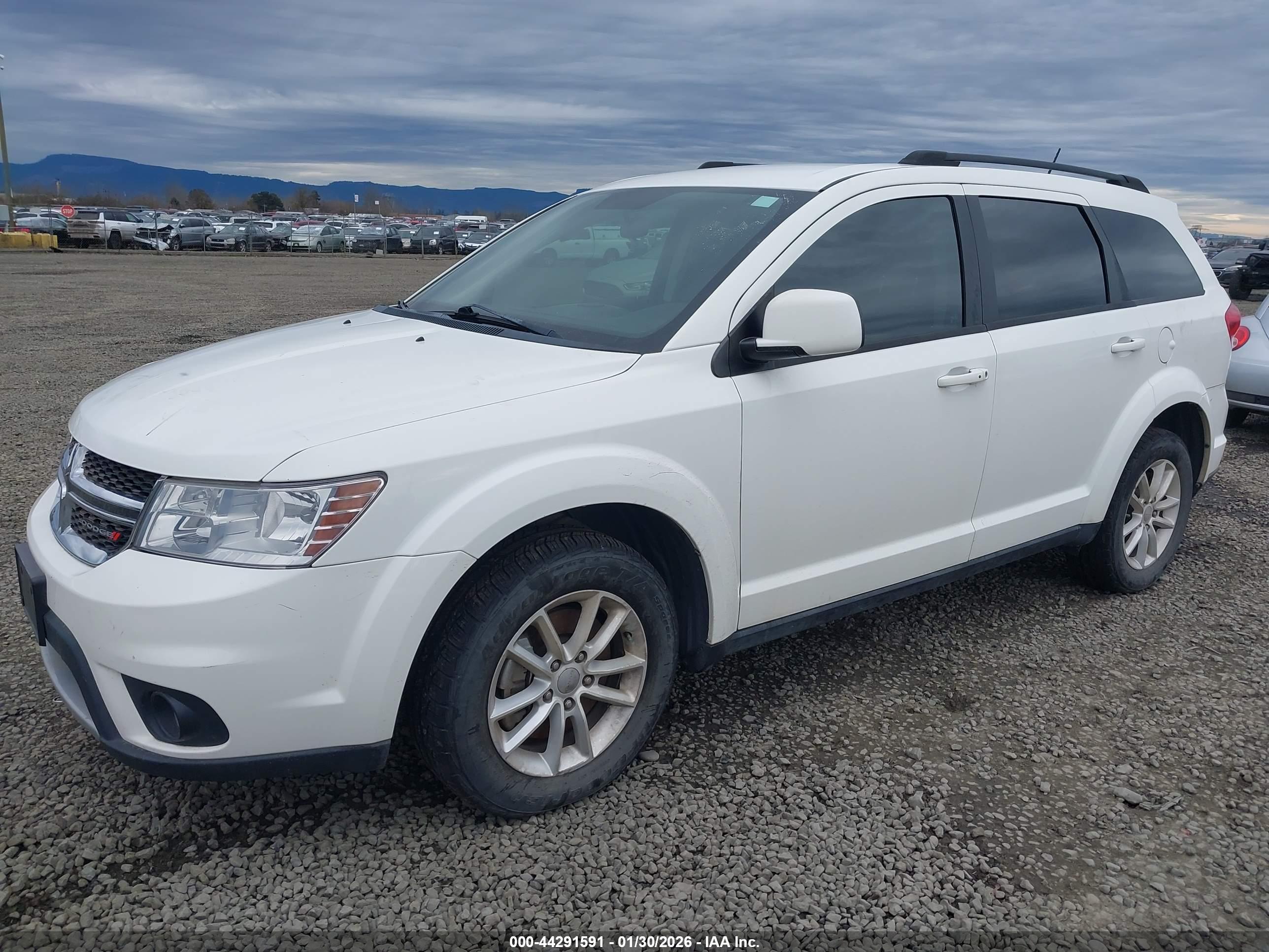 DODGE JOURNEY image 2