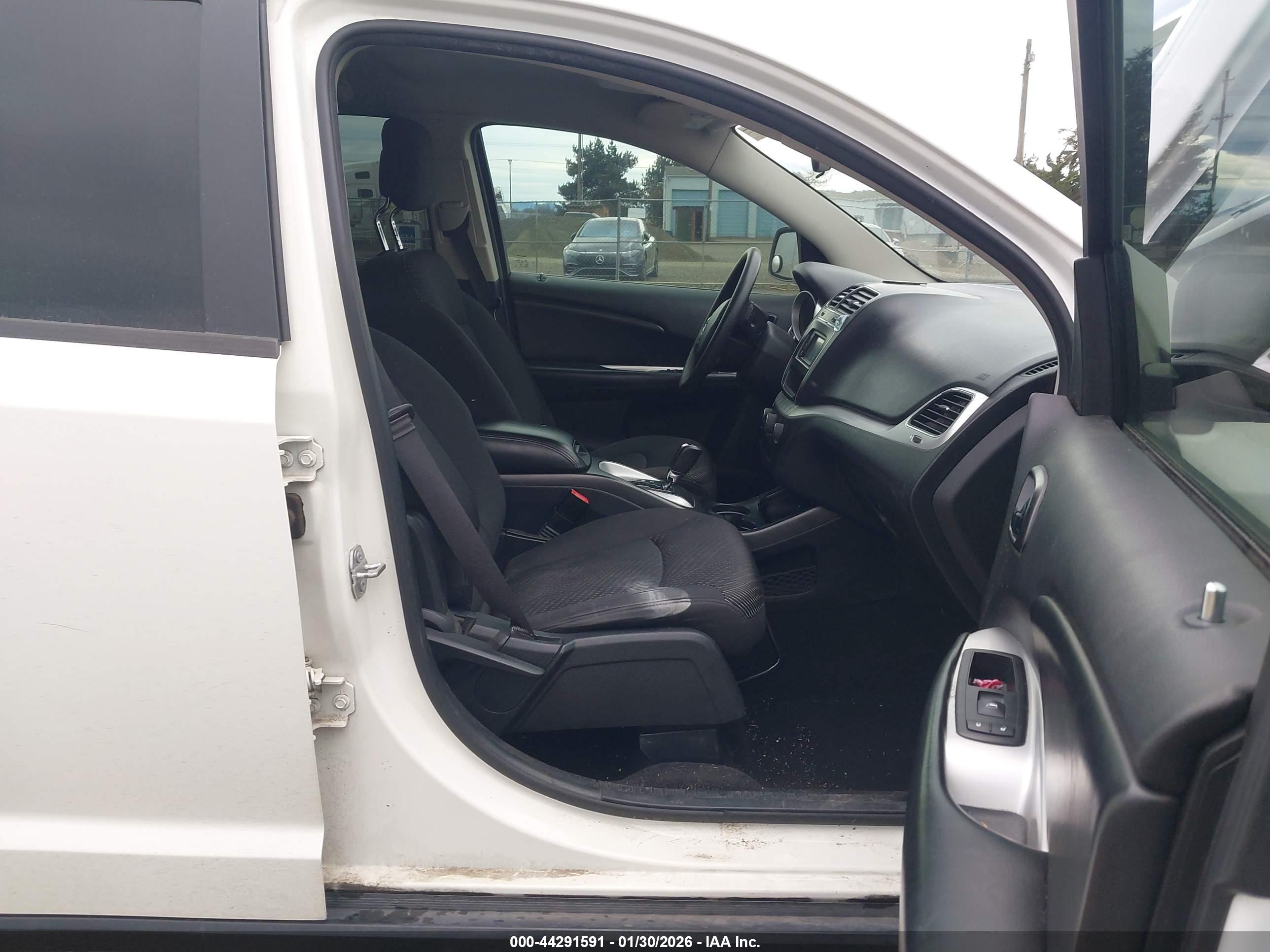 DODGE JOURNEY image 5
