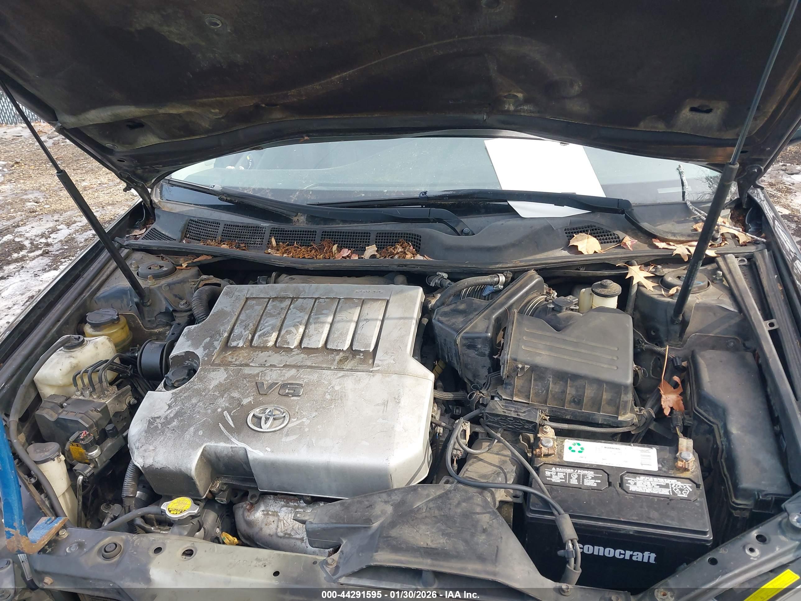 TOYOTA AVALON image 10
